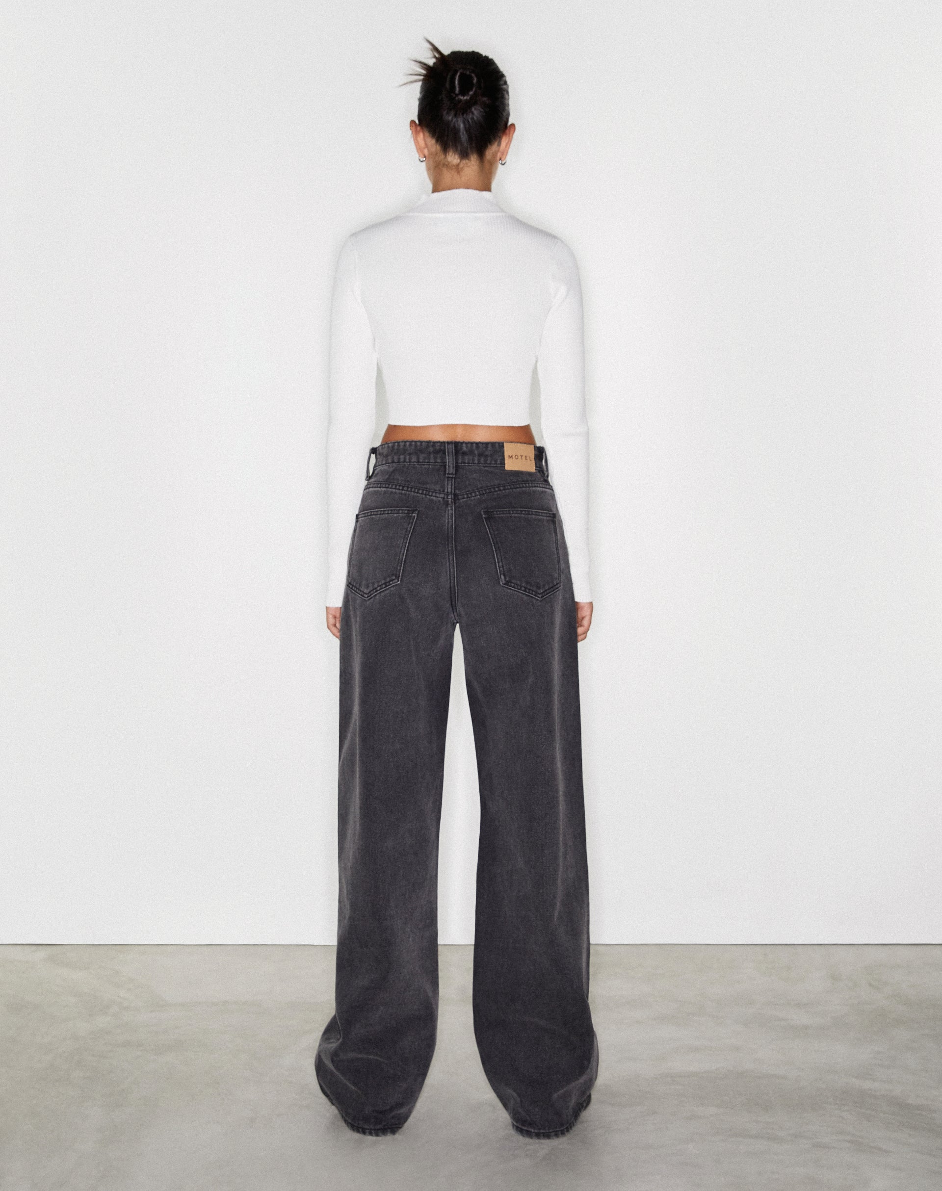 Bild von Extra Wide Jean in Black Wash
