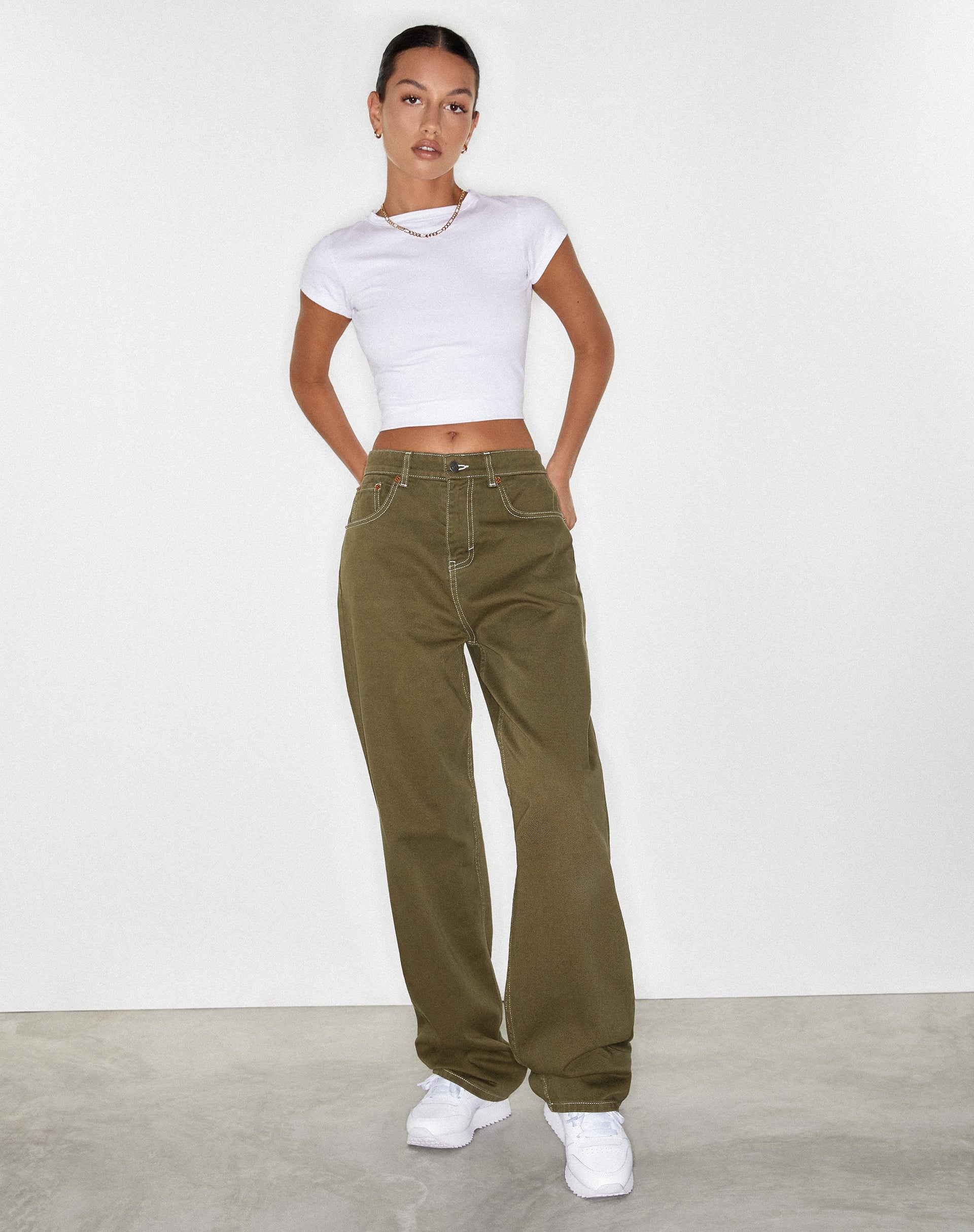 Bild von Parallel Jeans in Militärgrün