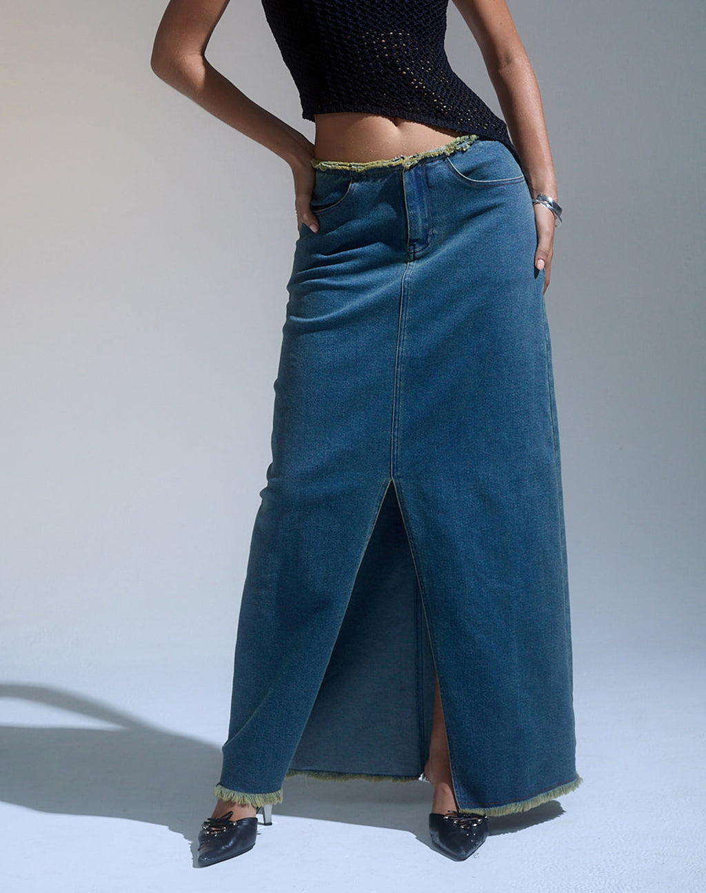 Zaenap Ausgefranster Denim Maxirock in Braun Blau Acid