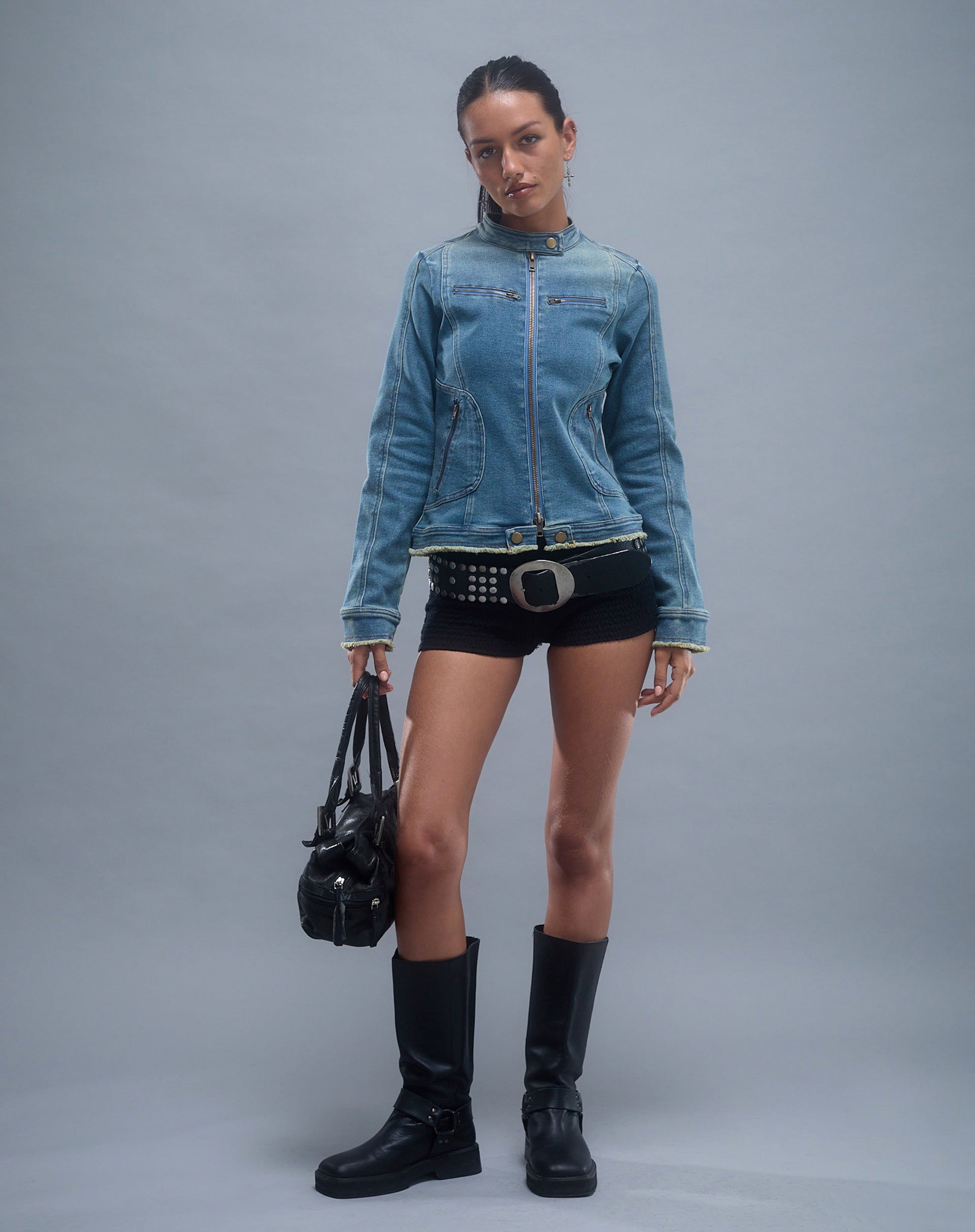 Bild von Zayn Fitted Biker Jacket in Vintage Blue Denim