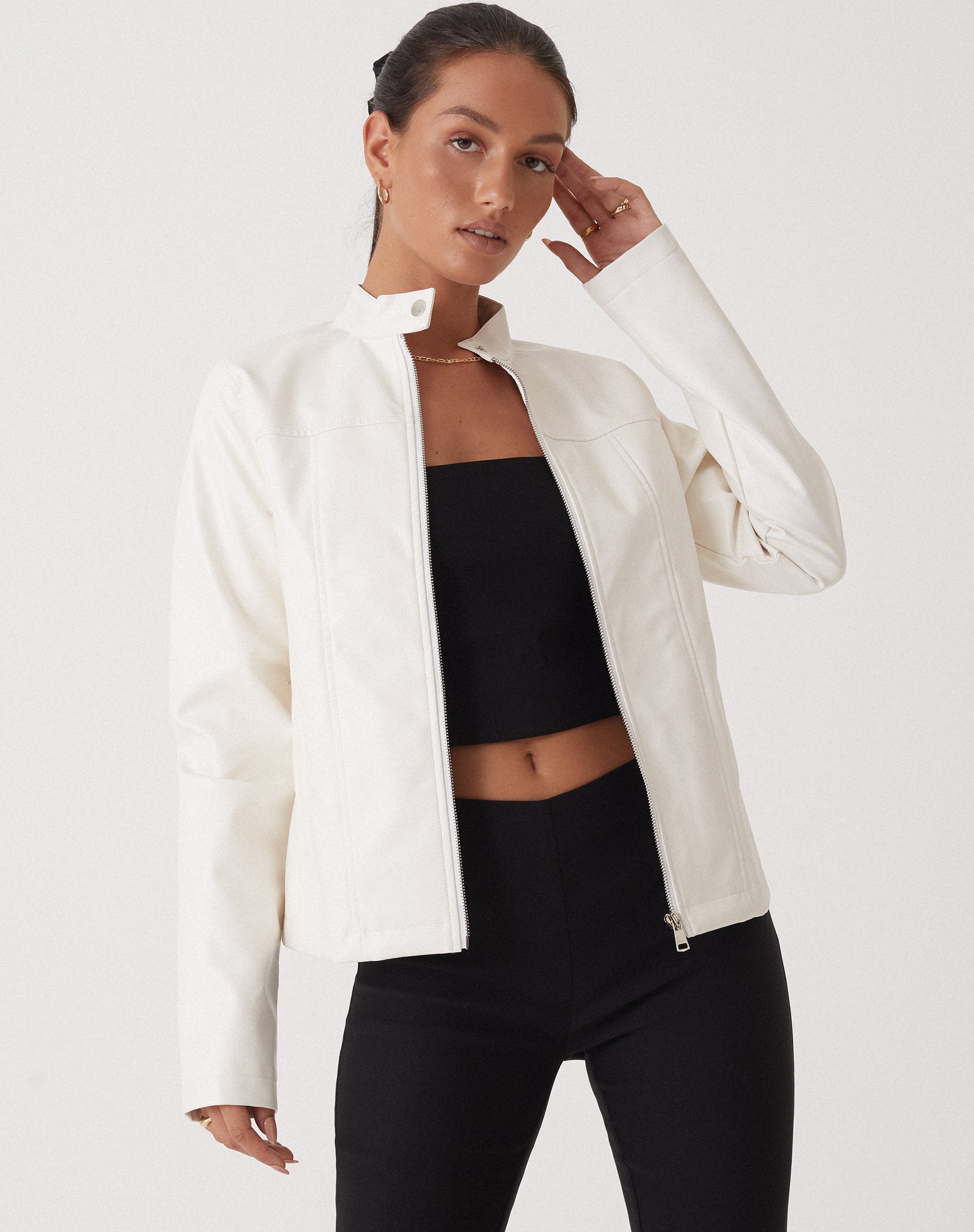 Bild von MOTEL X OLIVIA NEILL Olivia Jacke in PU Weiß