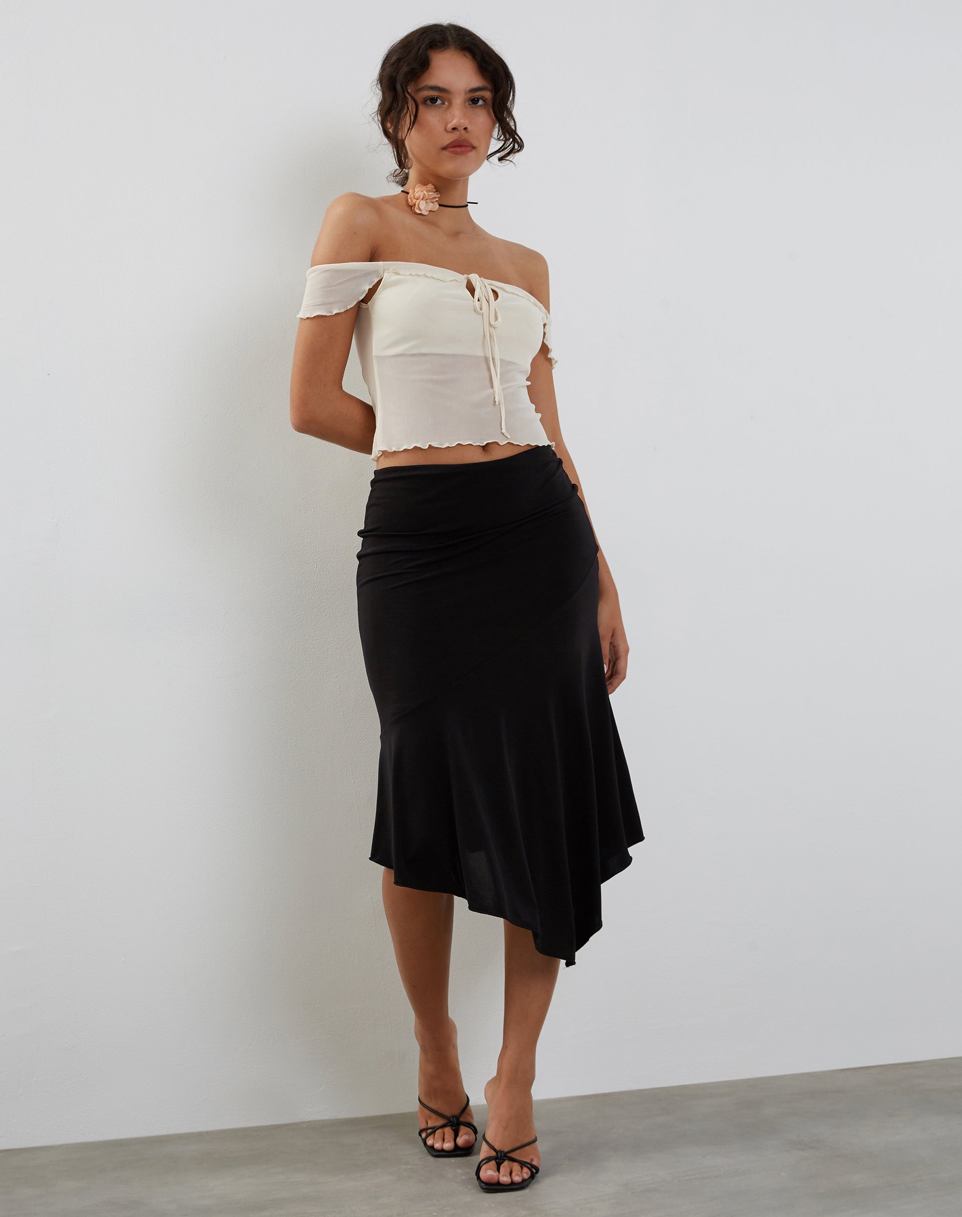 Bild von Nabil Bardot Top aus Mesh Creme