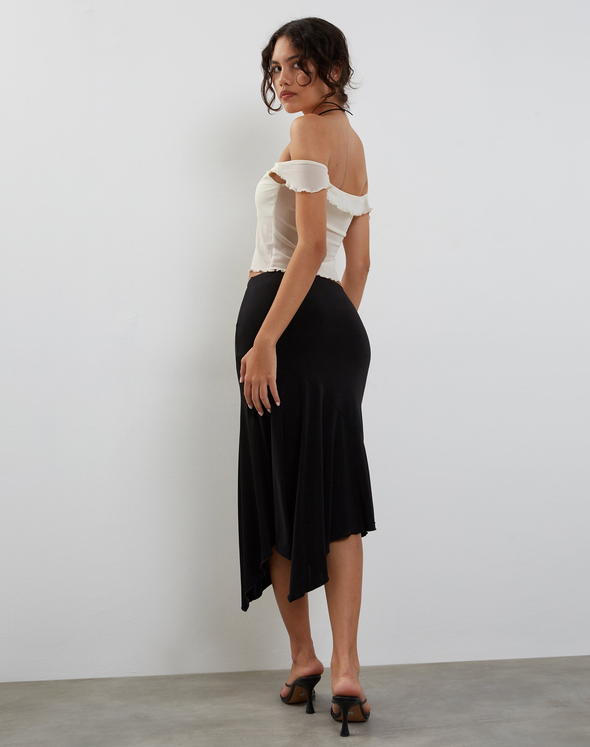 Bild von Nabil Bardot Top aus Mesh Creme