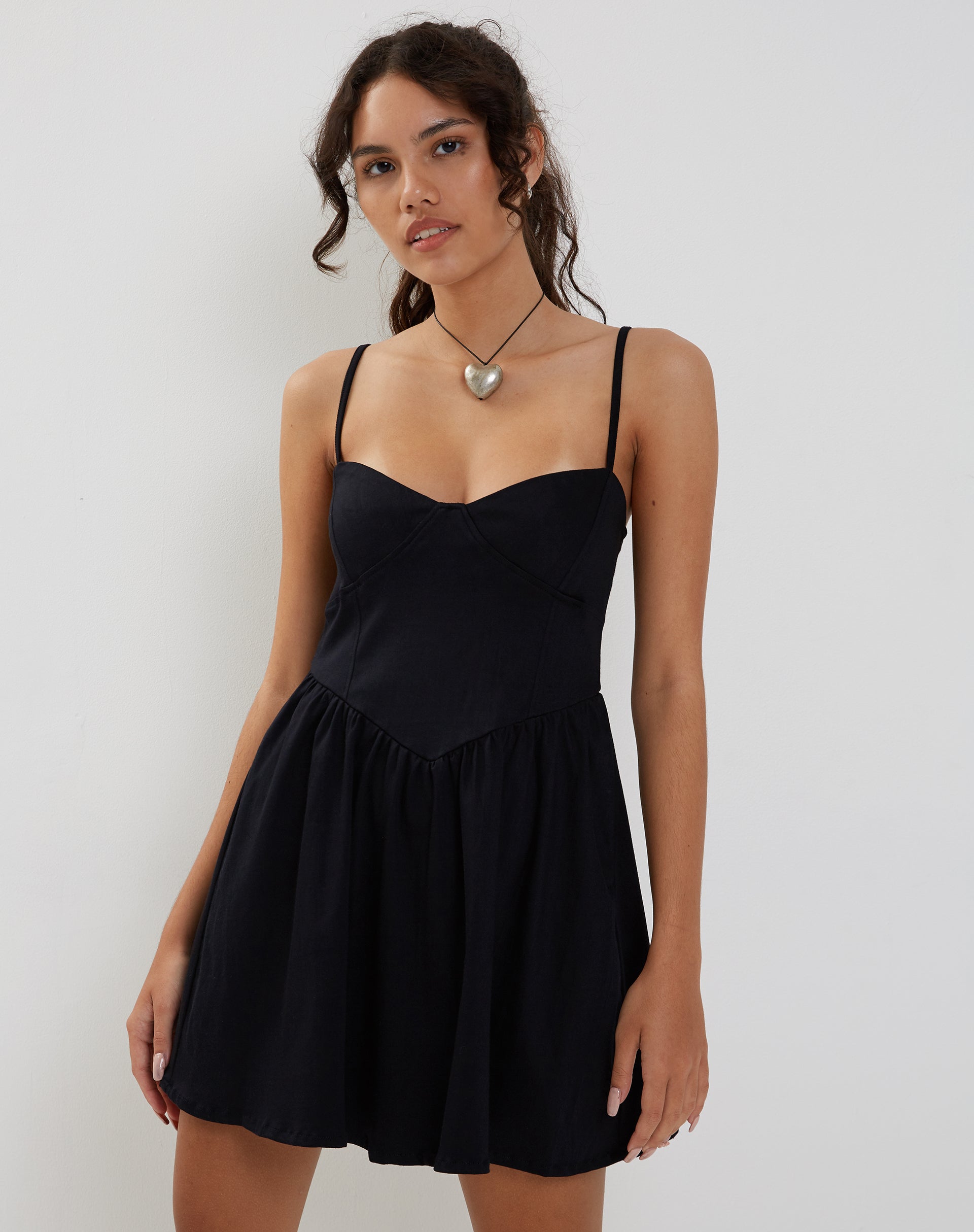 Bild von Nanisa Minikleid in Schwarz