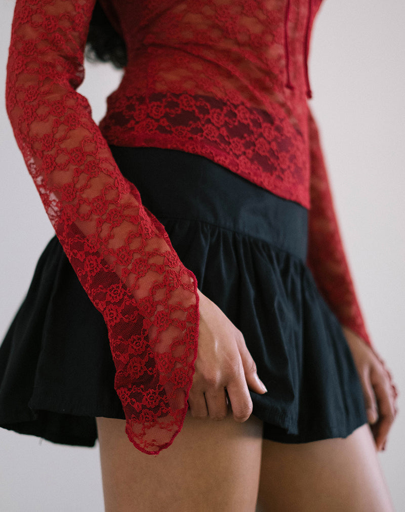 Abbildung: Natasha Tie Front Top in Mari Lace Red