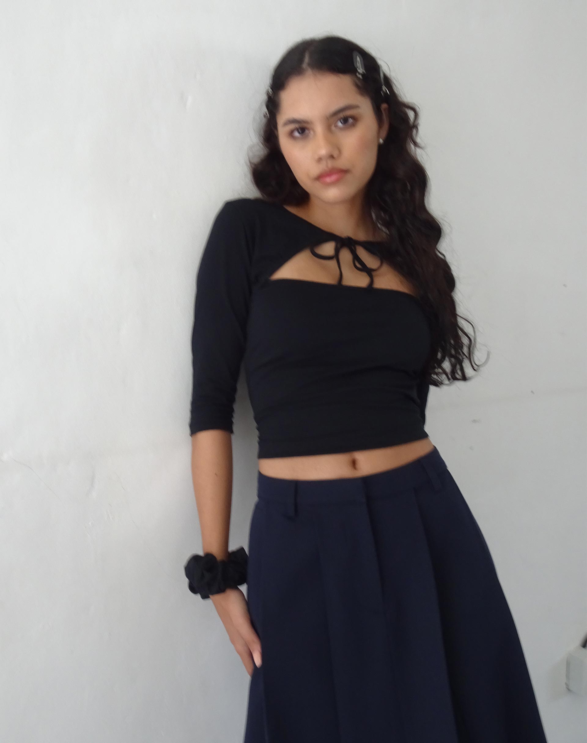 Bild von Neha Crop Top in Schwarz