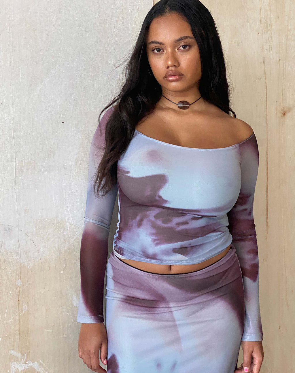 Neira Langärmeliges Mesh-Top in Grau Anatomie der Natur
