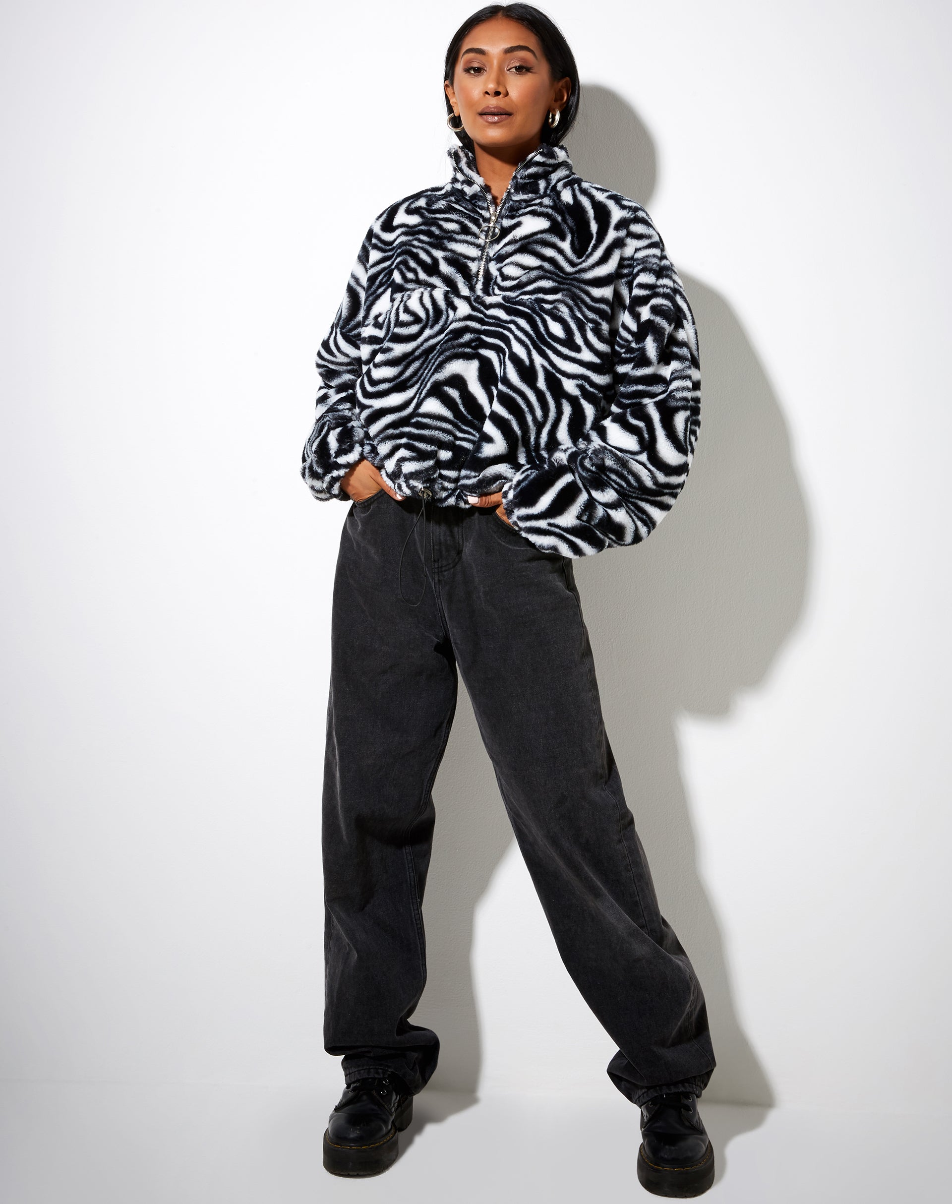 Image of Nero Ring Pull Jacke in Zebra Schwarz und Weiß