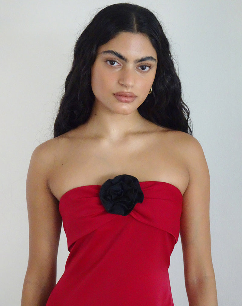 Ninivala Kleid in Rot mit schwarzer Rosette
