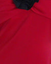 Rot mit schwarzer Rosette