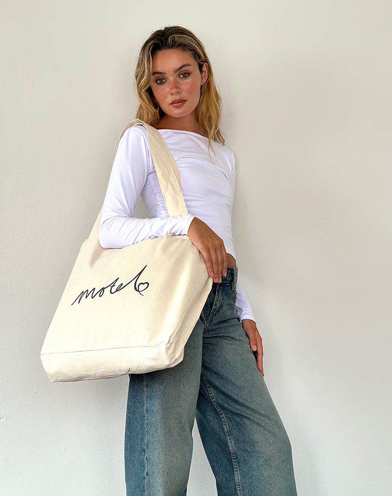 Nola Totebag in Off White mit Motel-Aufdruck