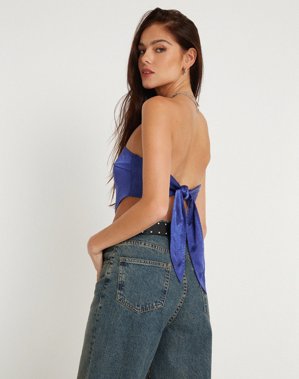 Nolda Bandeau-Crop-Top in Satin Spectrum Blau