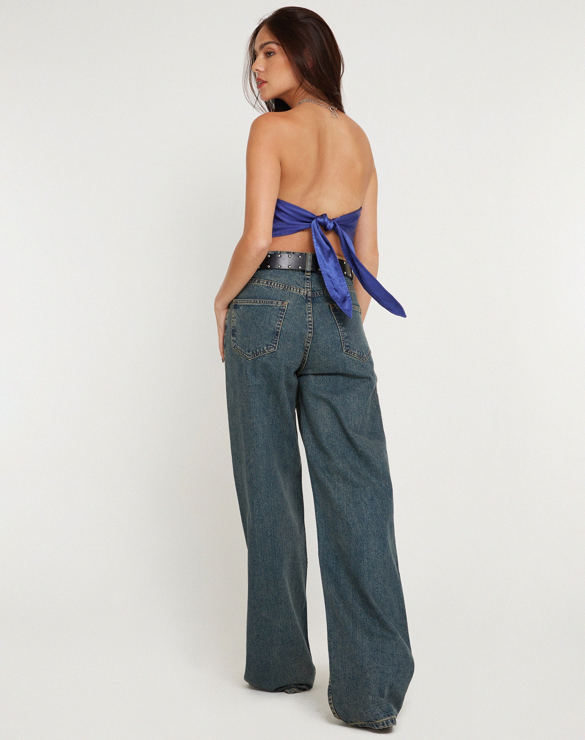 Bild von Nolda Bandeau Crop Top in Satin Spectrum Blau