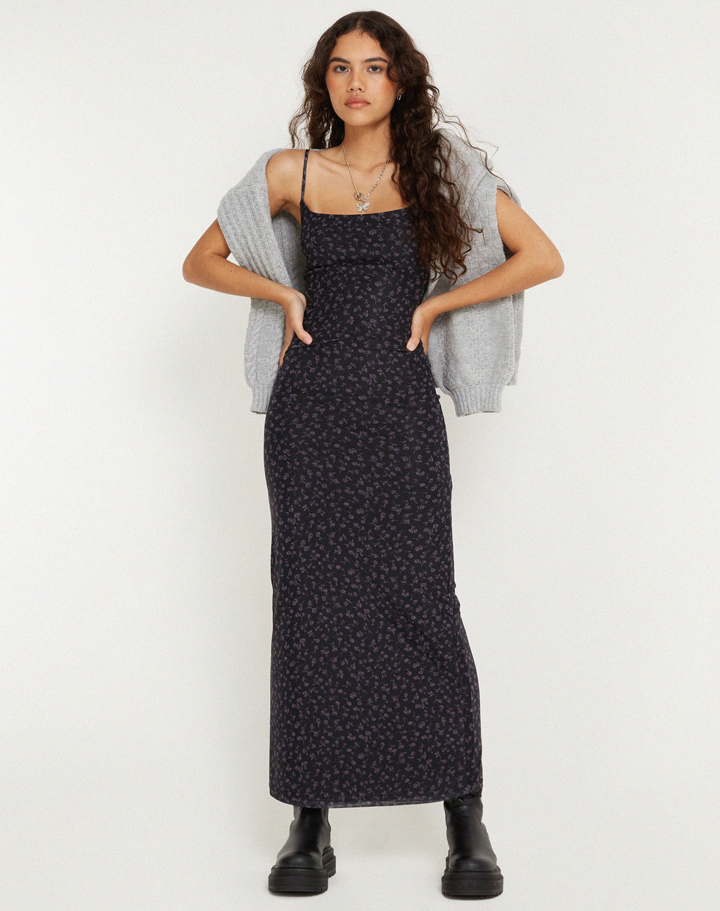 Norila Maxikleid in Dark Ditsy Rose Schwarz