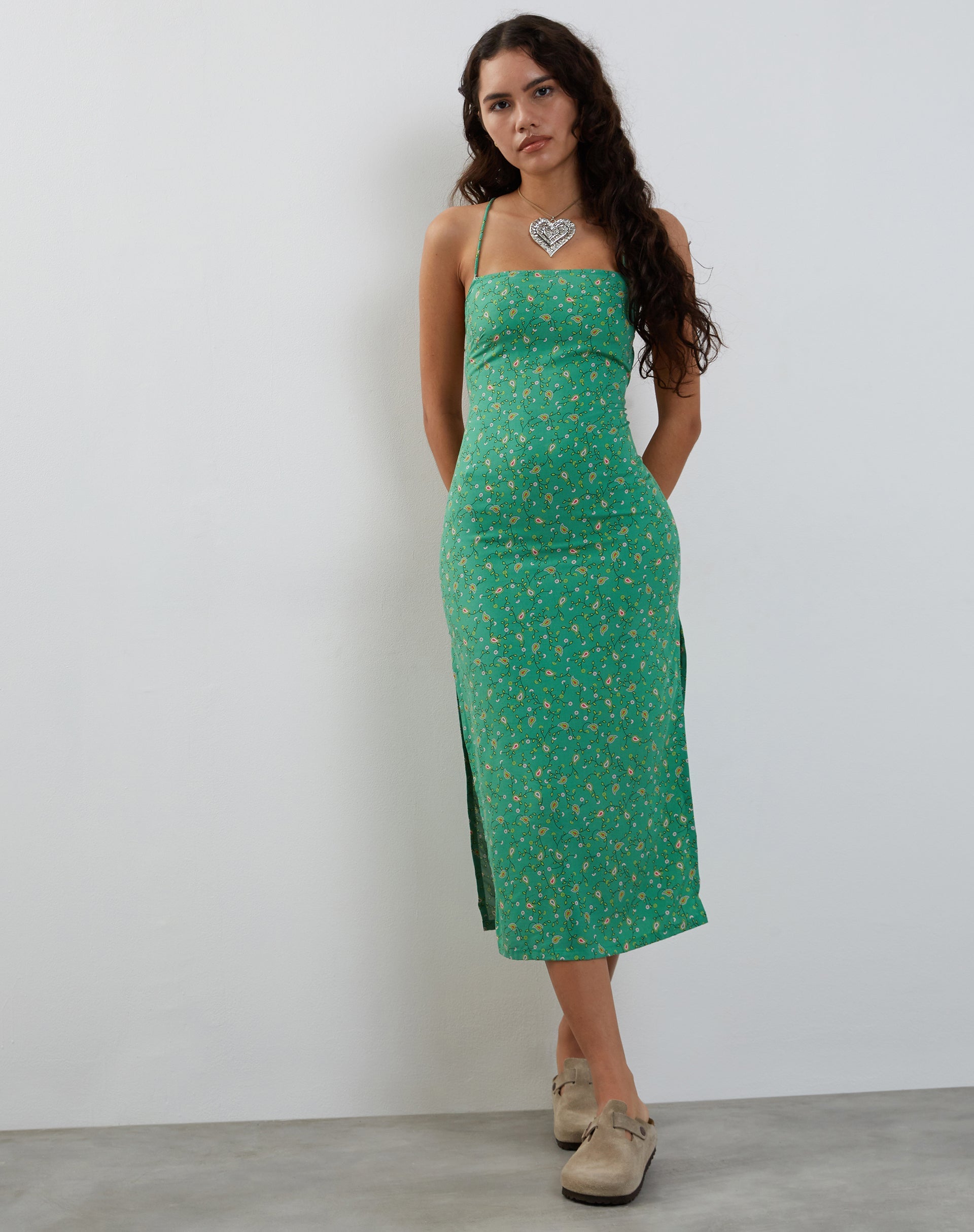 Image of Nosita Midikleid in Paisley Fun Grün