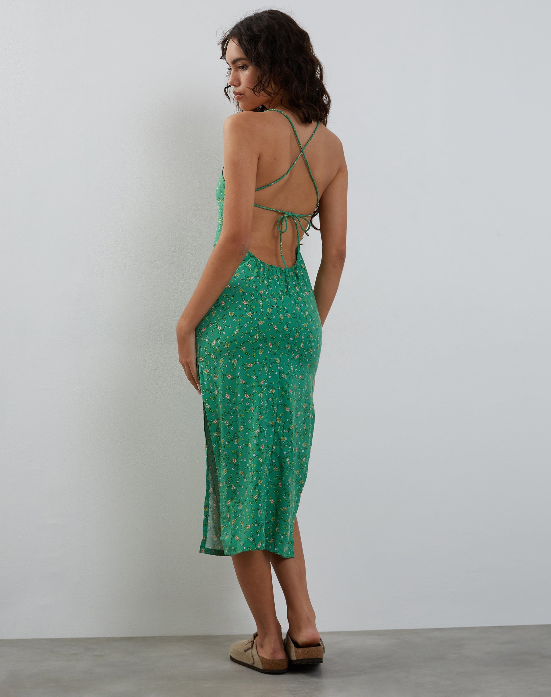 Image of Nosita Midikleid in Paisley Fun Grün