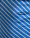 blauer Diagonalstreifen