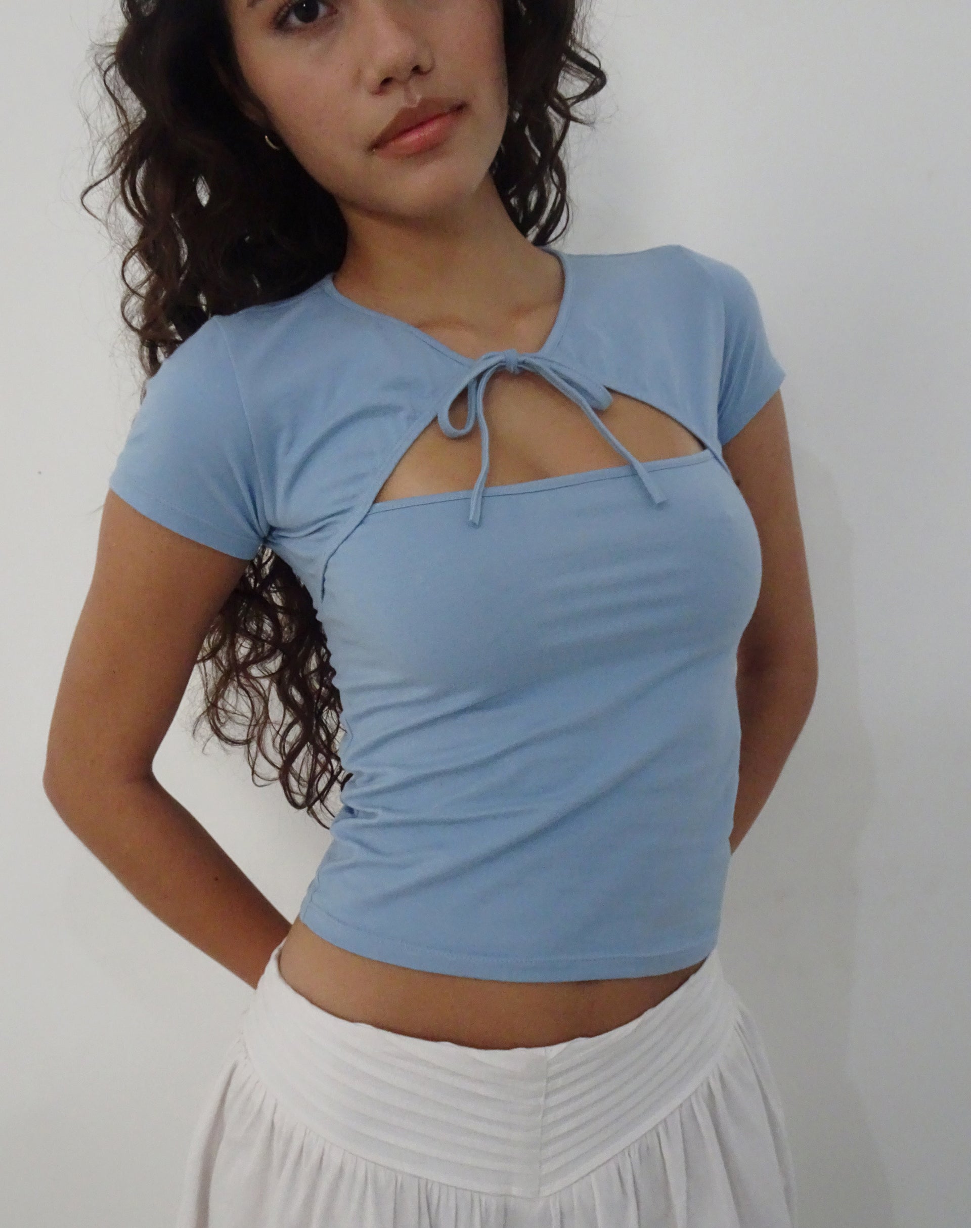 Bild von Novalie Tie Front Top in Artic Ice Lycra