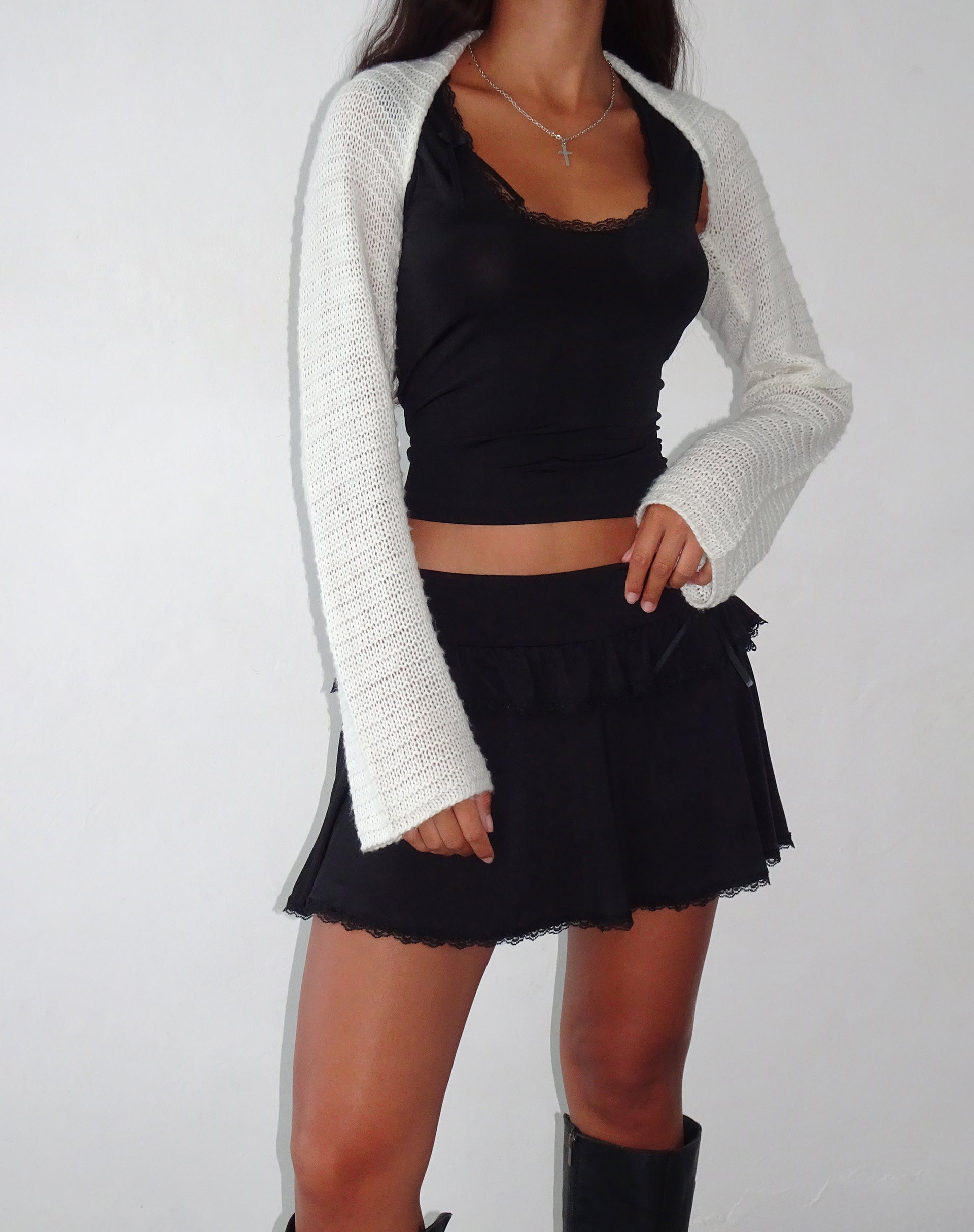 Bild von Nobila Shrug Top in Elfenbein