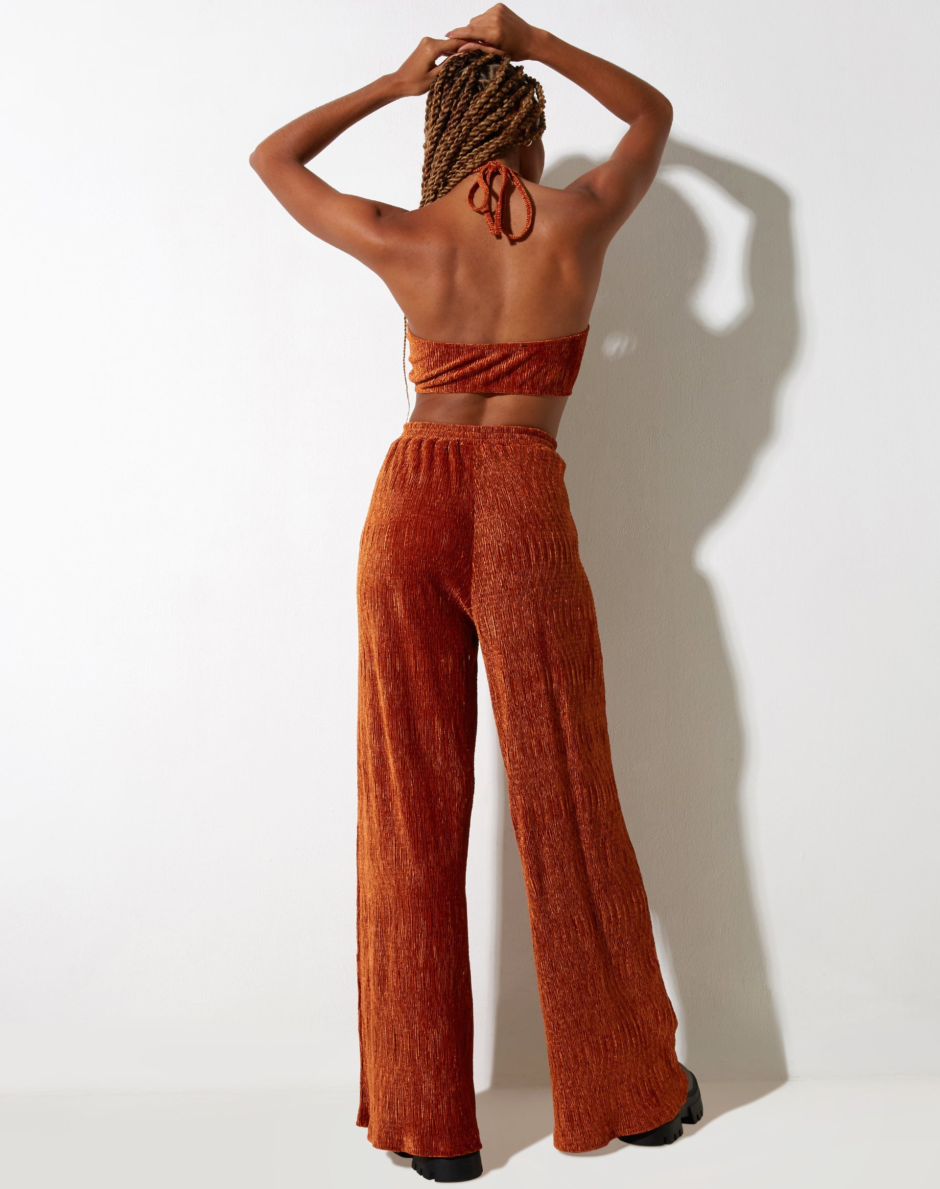 Abbildung der Obeli-Hose in Velvet Rust