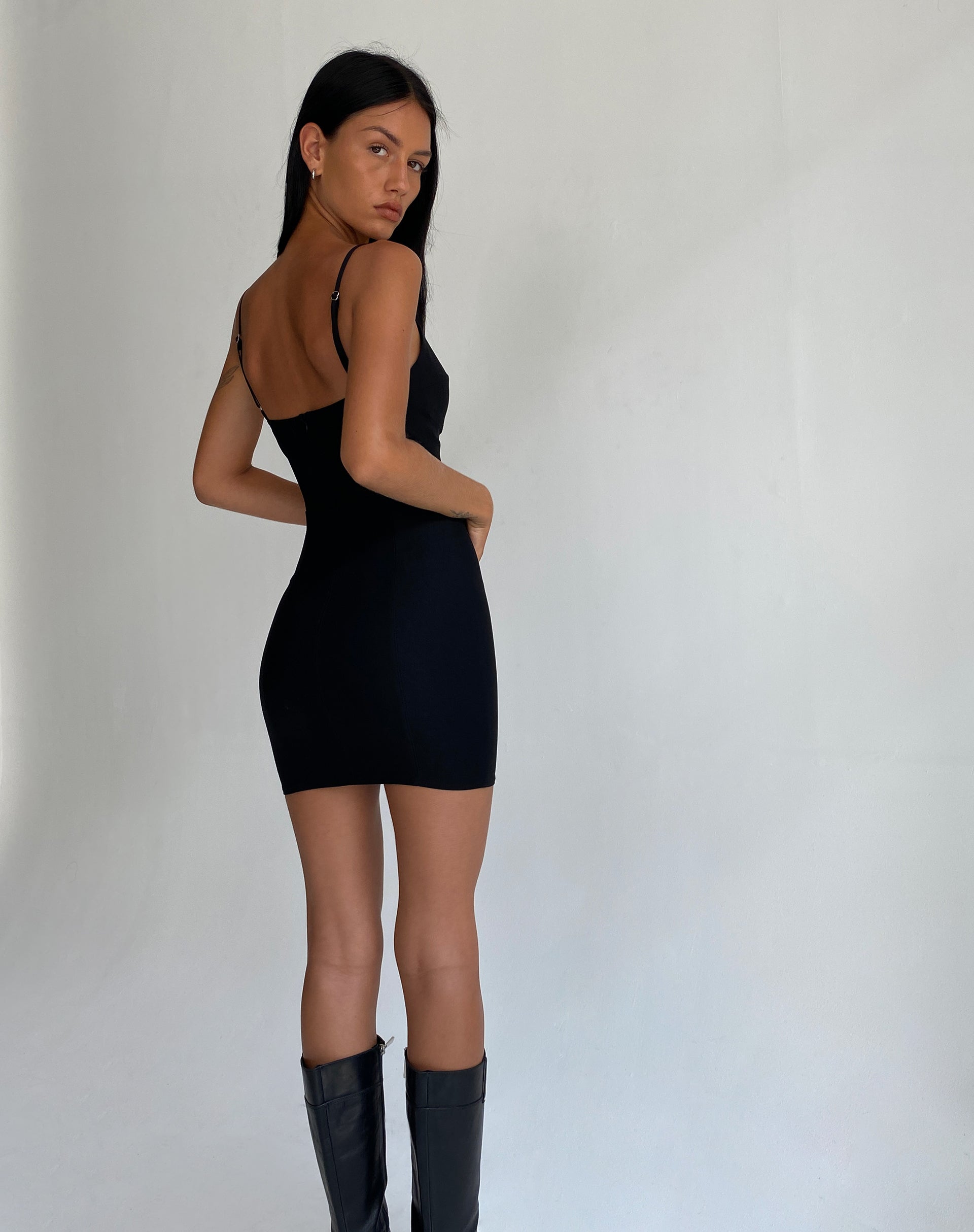 Image of Olesia Minikleid in Tailoring Schwarz