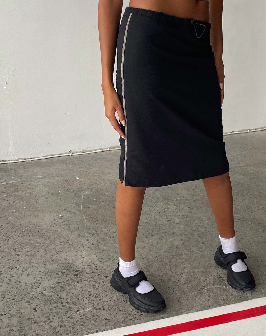 Ashlyn Cargo Midirock in Schwarz mit weißen Streifen