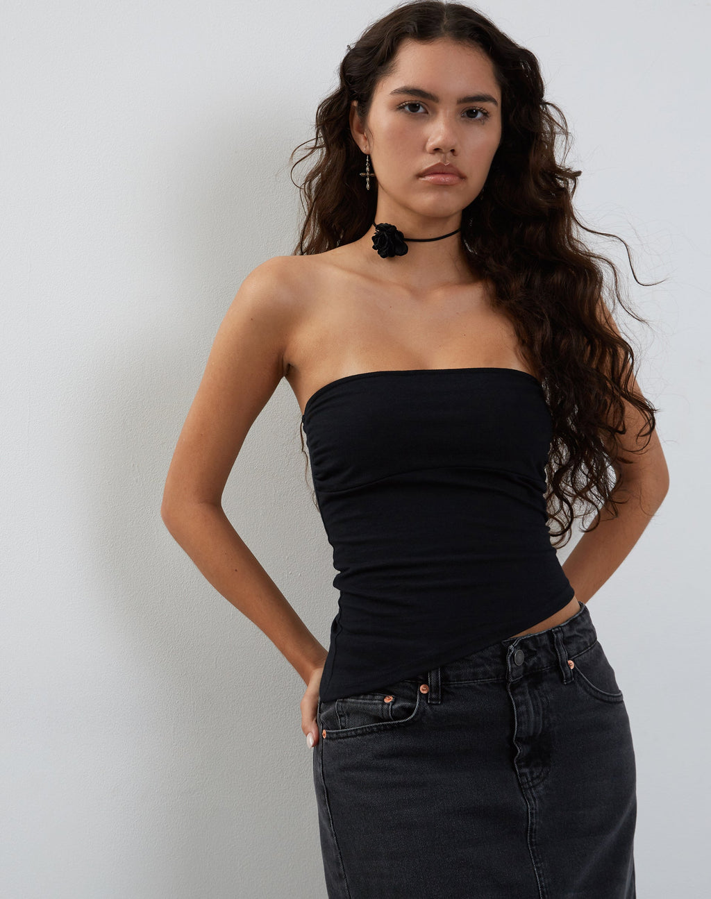 Minase Asymmetrisches Bandeau-Top in Schwarz
