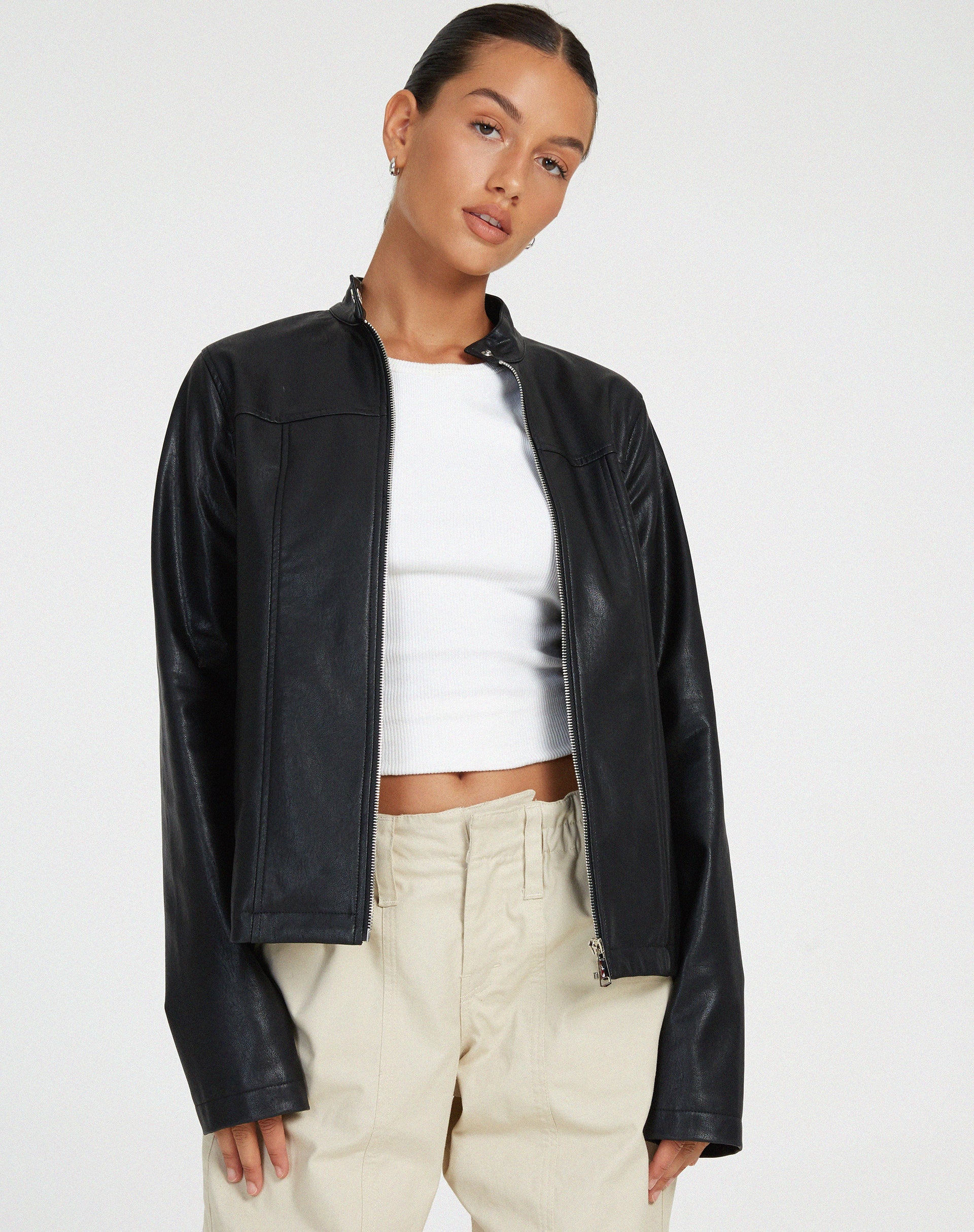 Image of Olivia Jacke aus PU Schwarz