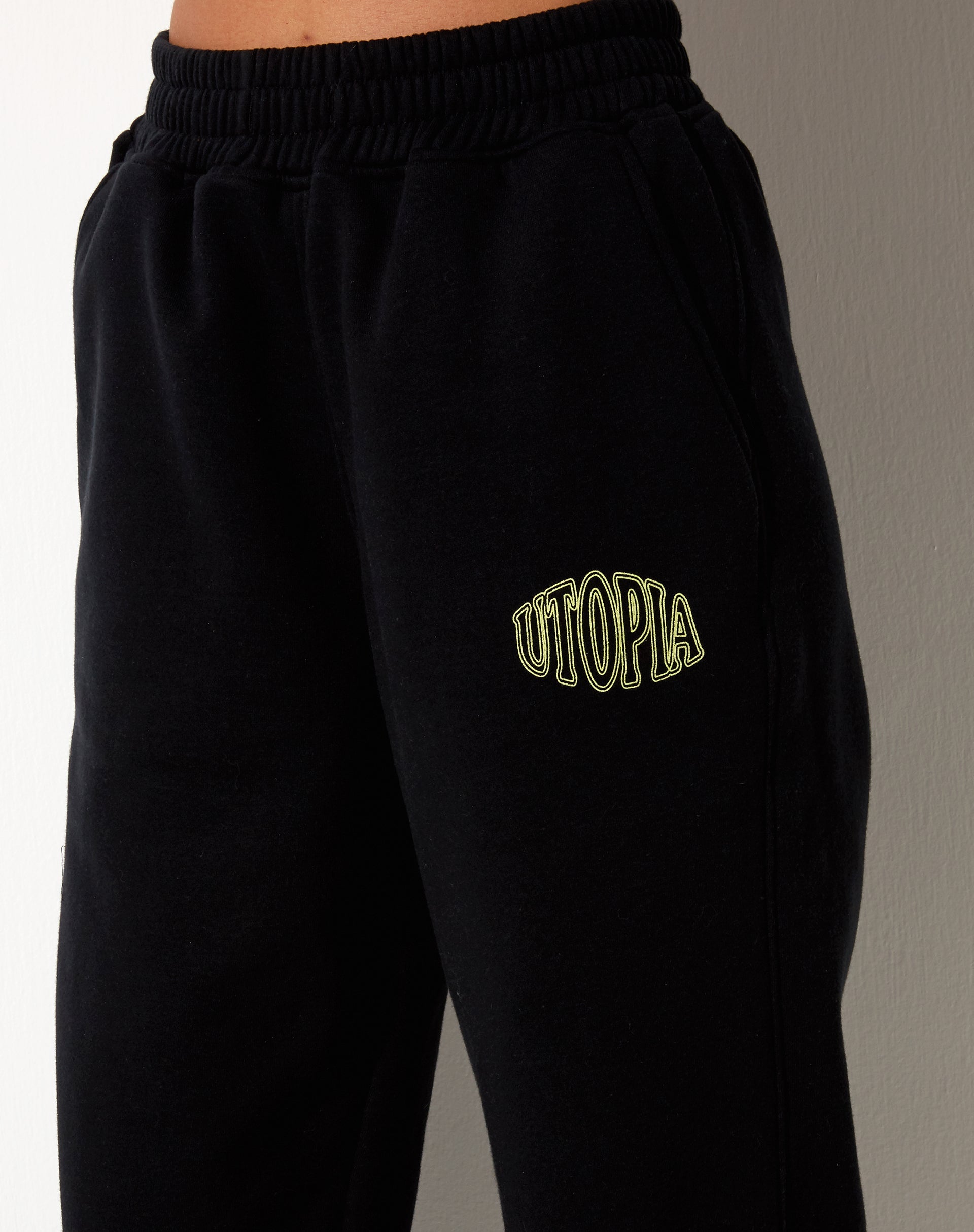 Bild von Roider Jogger in Schwarz Utopia