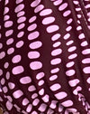 dunkelviolett unregelmäßige Polka