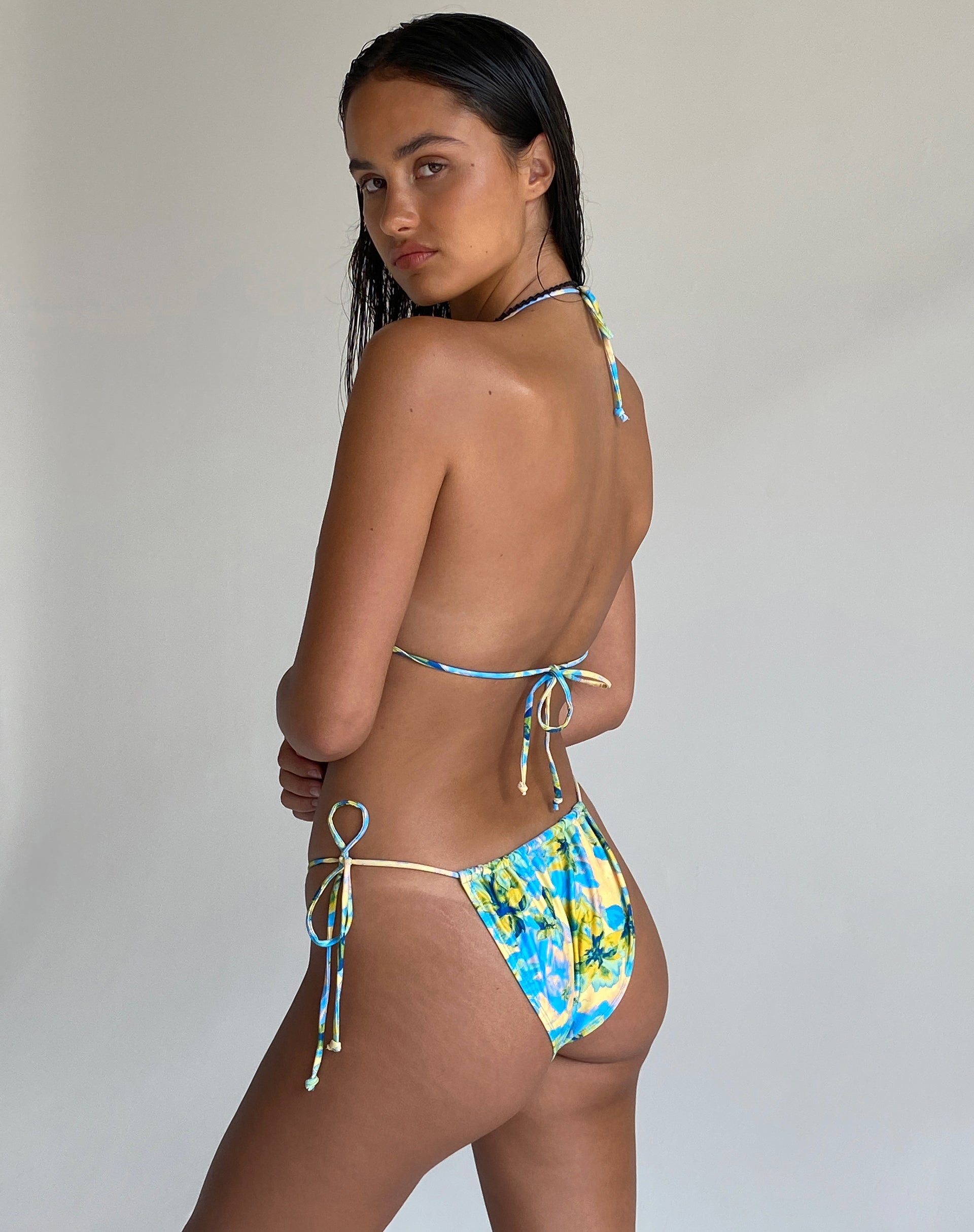Bild von Leyna Bikiniunterteil in Blau Aquarell Floral