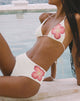 Image of Kairi Bikini-Unterteil in Elfenbein mit rosa Orchidee