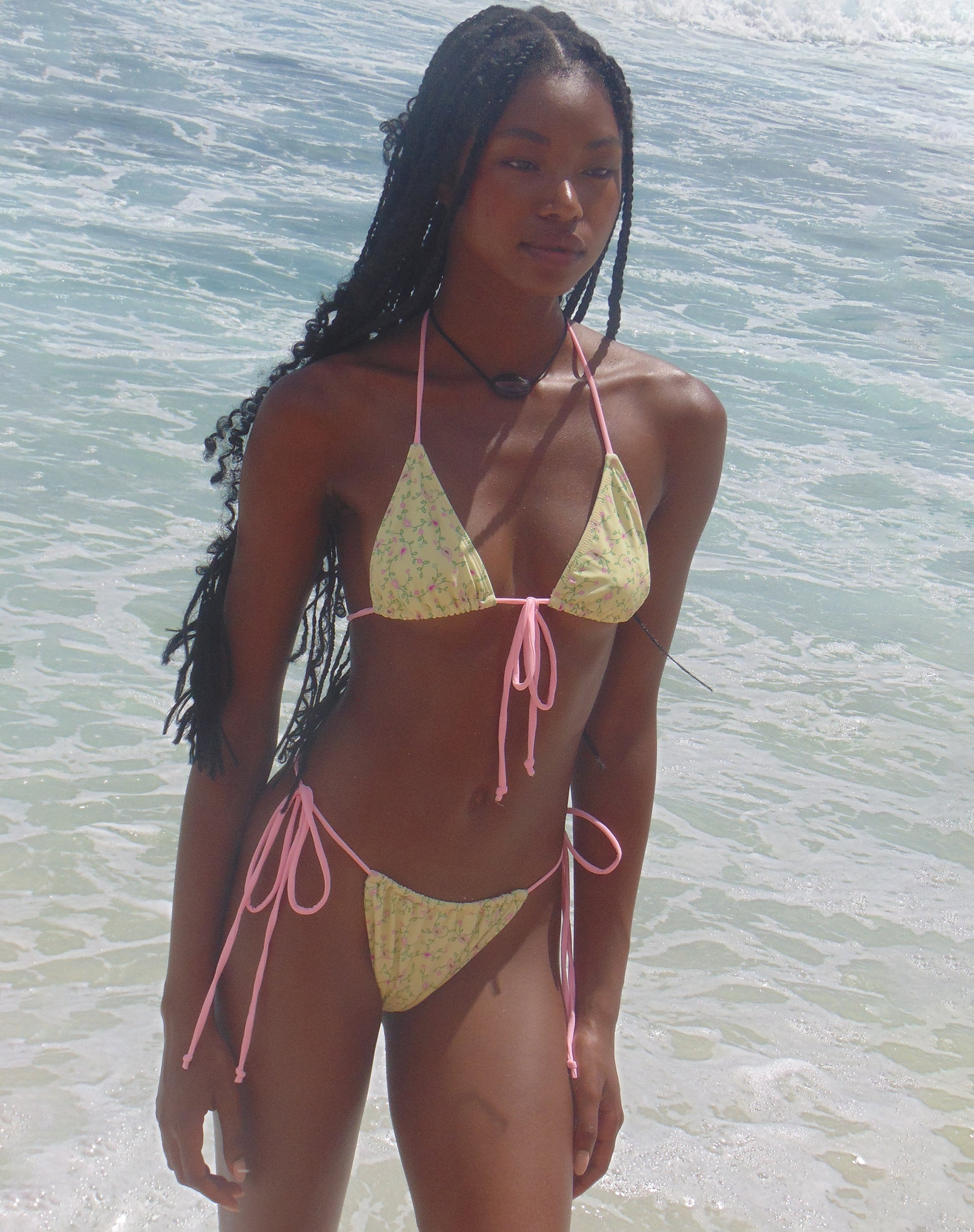 Image of Leyna Bikiniunterteil in Paisley Gelb mit rosa Bindung