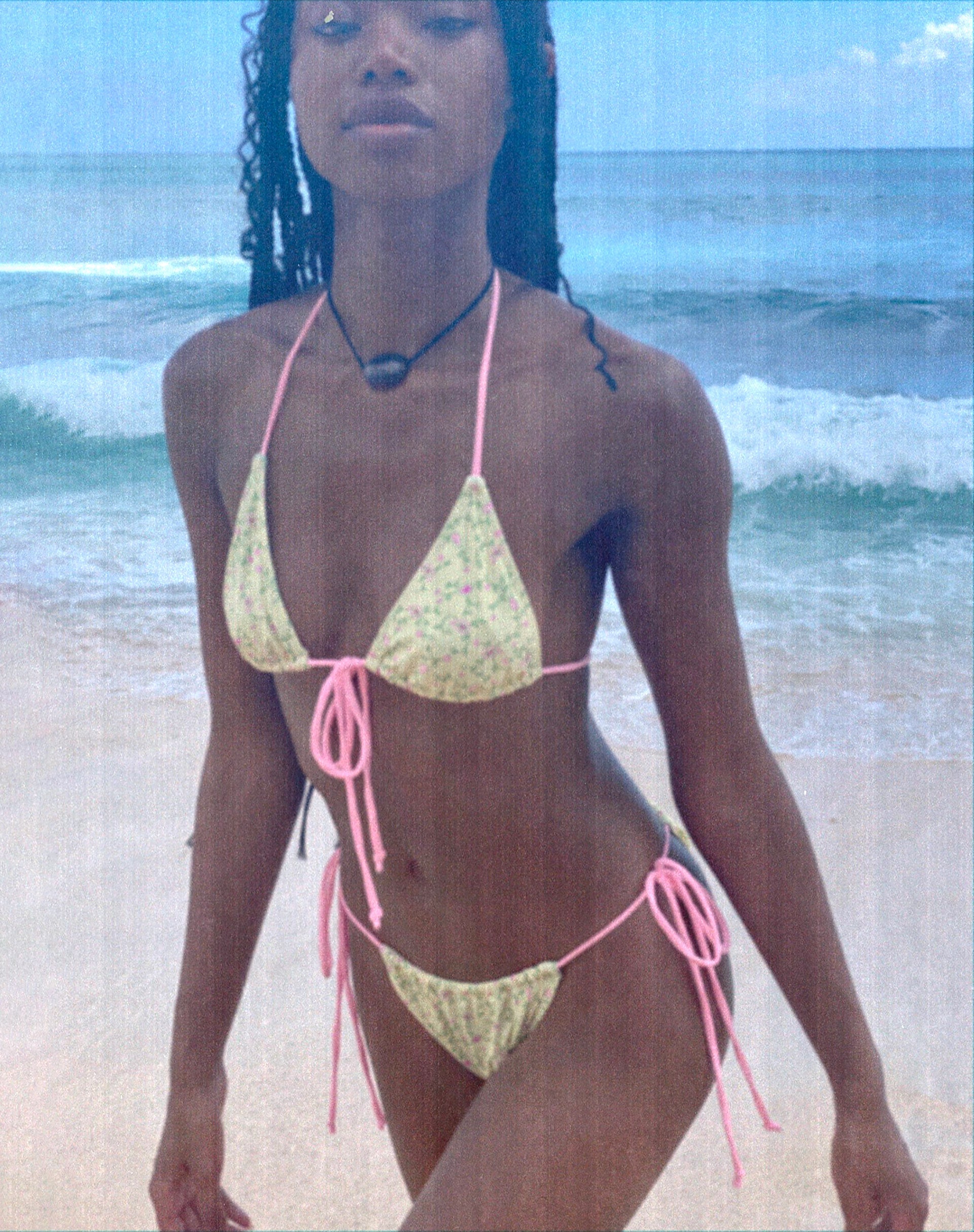 Image of Leyna Bikiniunterteil in Paisley Gelb mit rosa Bindung