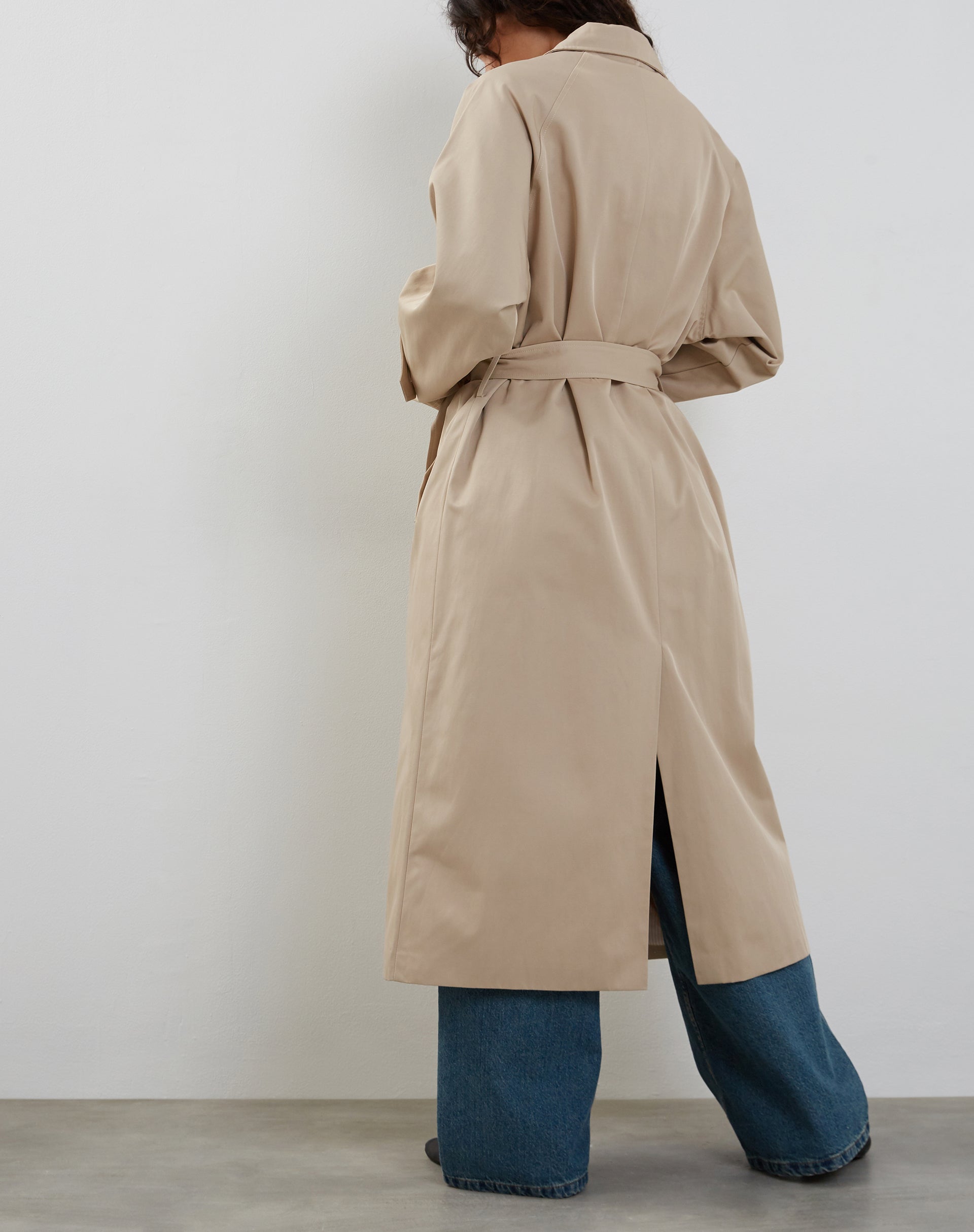 Bild von Panala Trenchcoat in Sand