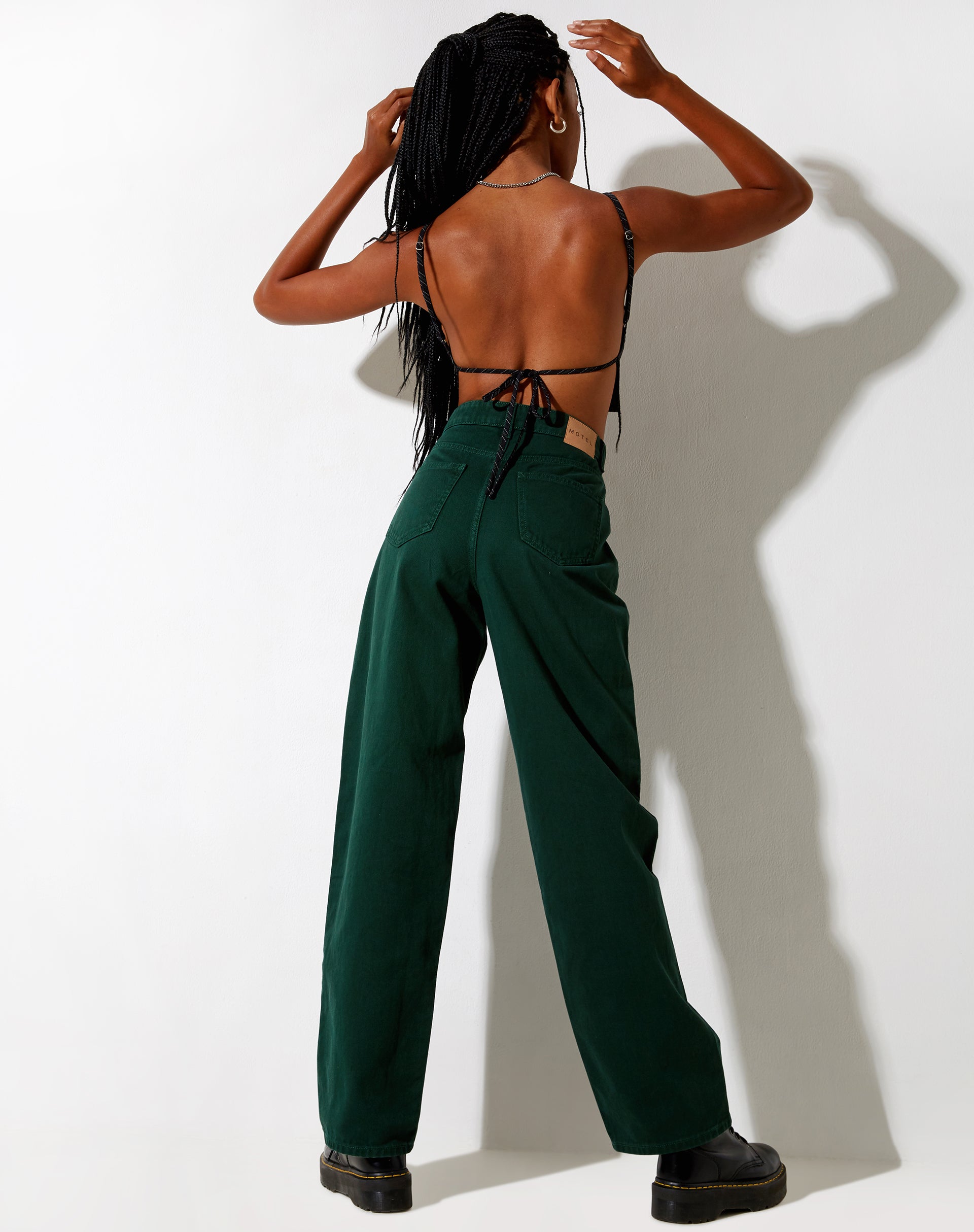 Bild von Parallel Jeans in Waldgrün