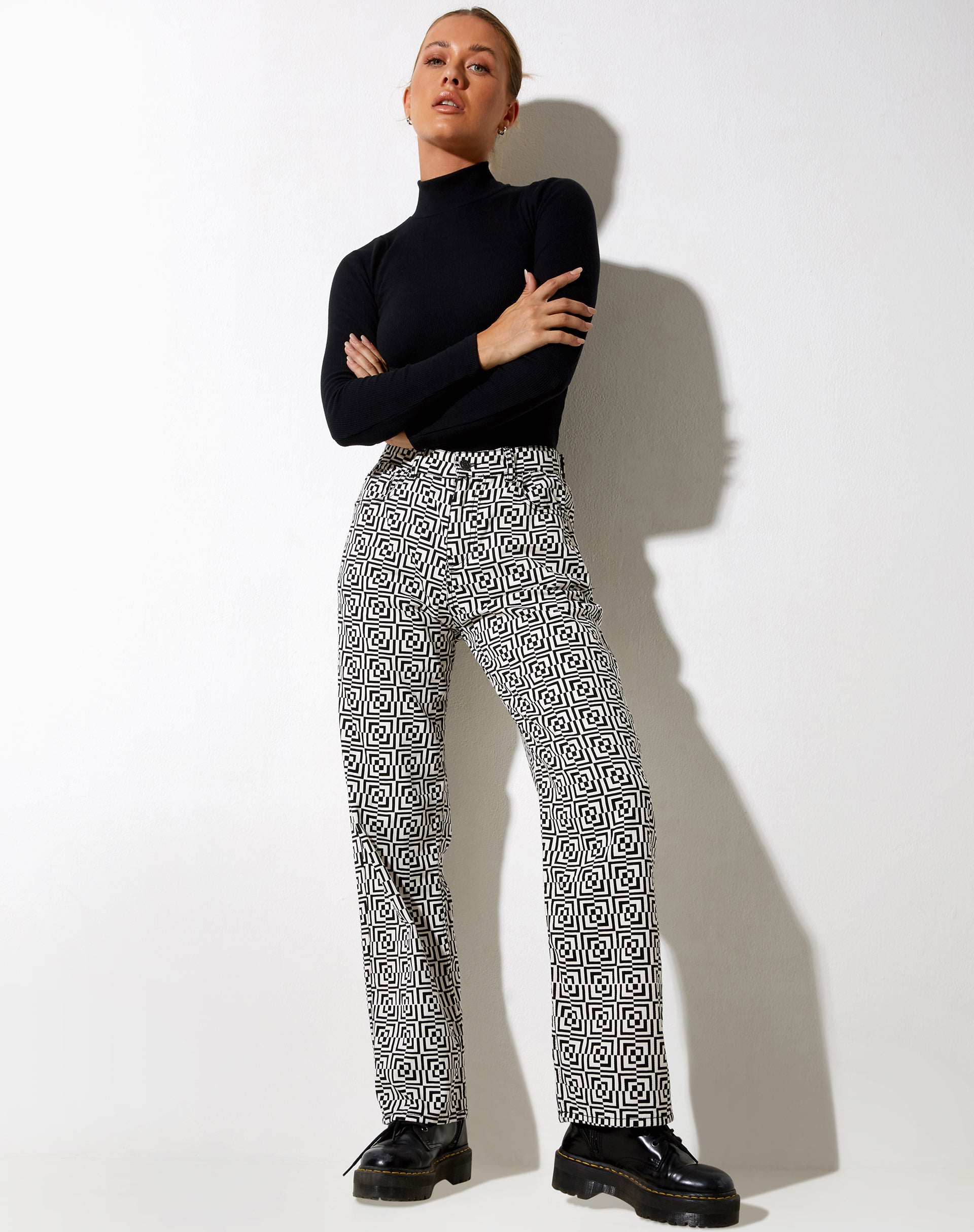 Bild von Parallel Jeans in Optic Square Schwarz und Weiß