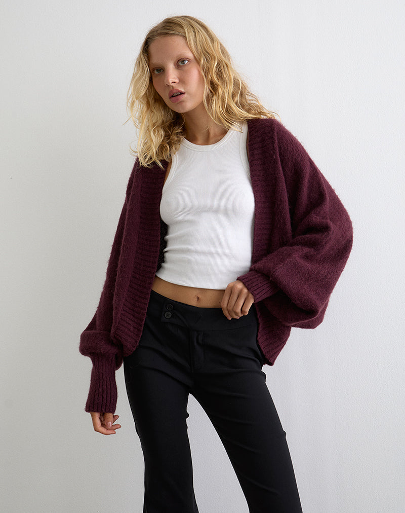 Pasha Shrug Strickjacke in Dark Cherry