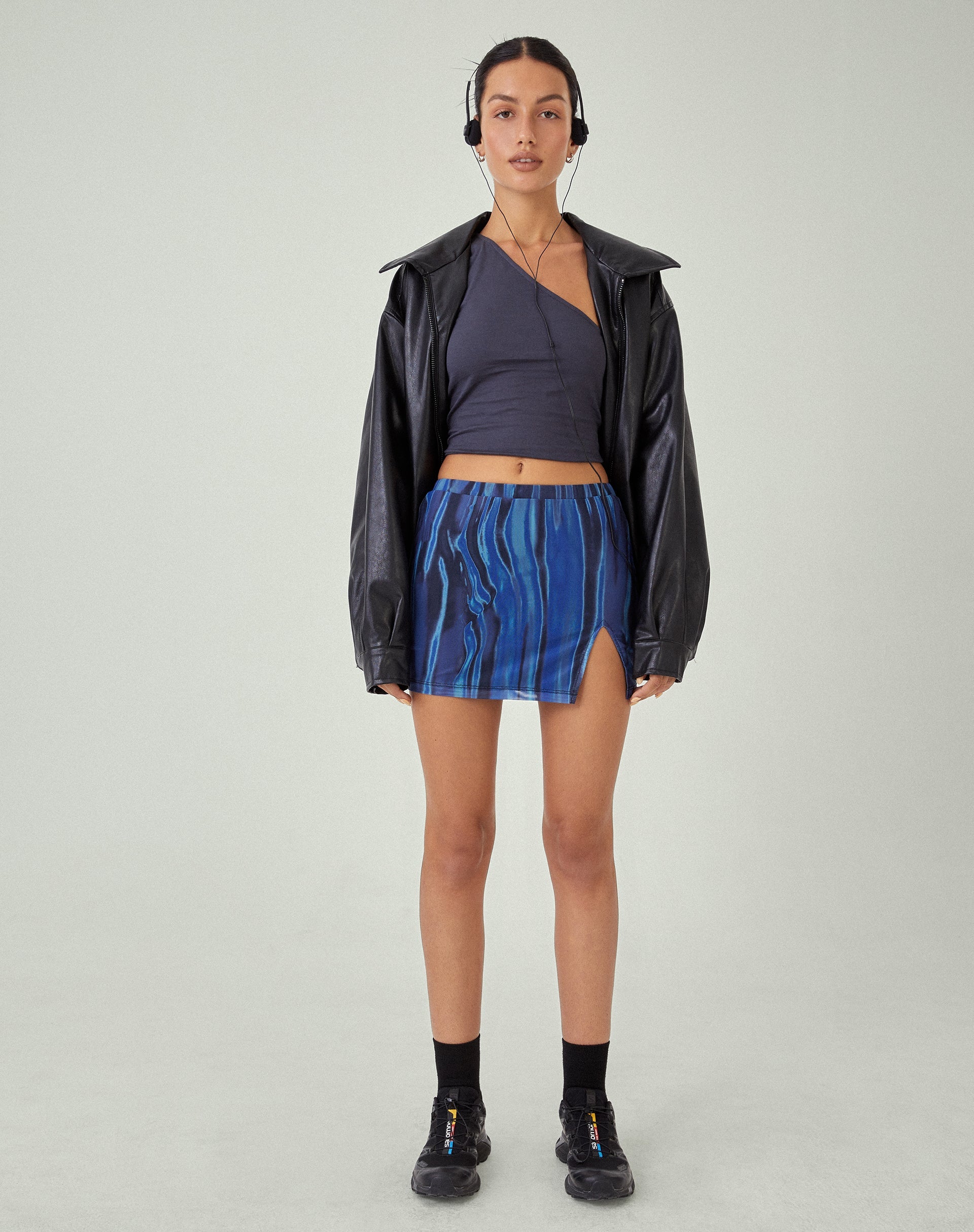 Bild von MOTEL X JACQUIE Pelma Mini Rock in Farbe Bleed Blau