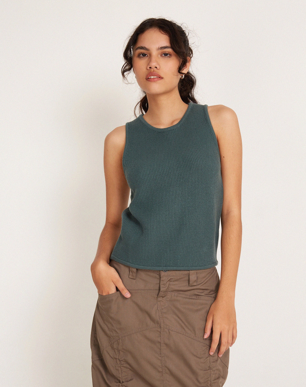 Phindi Strickweste in Khaki