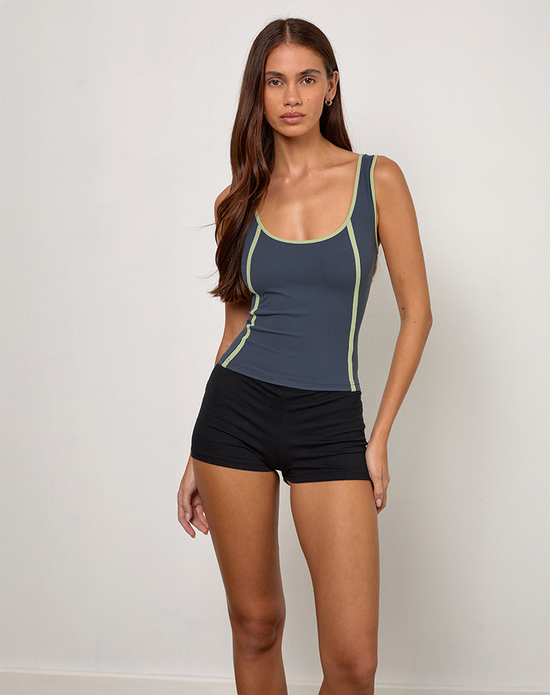 Pilon Vest Top in Marineblau mit Salbei-Bindung