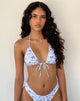 Image of Prisha Bikinioberteil aus blauer Blumenkette