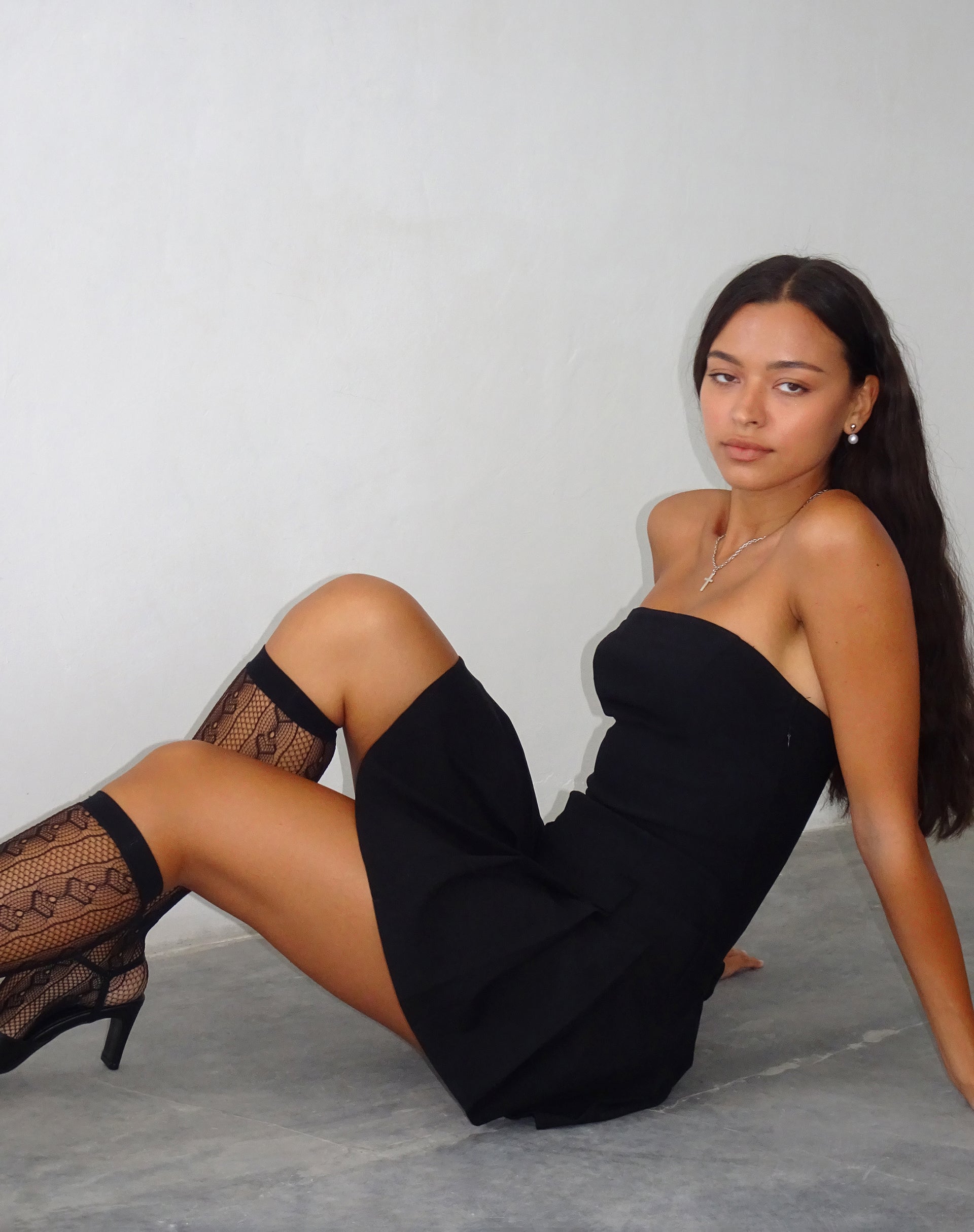 Bild von Payoda Bandeau-Minikleid in Schwarz