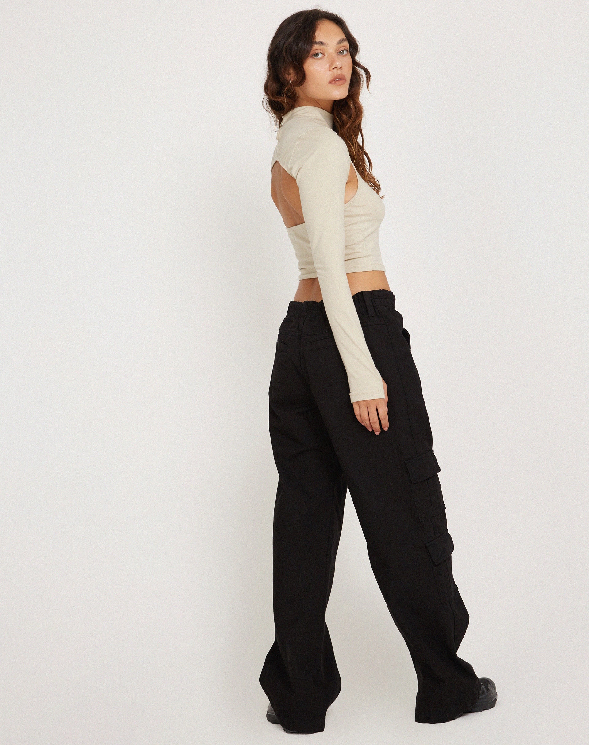 Image of Raccet Crop Top mit langen Ärmeln in Kokosnussmilch