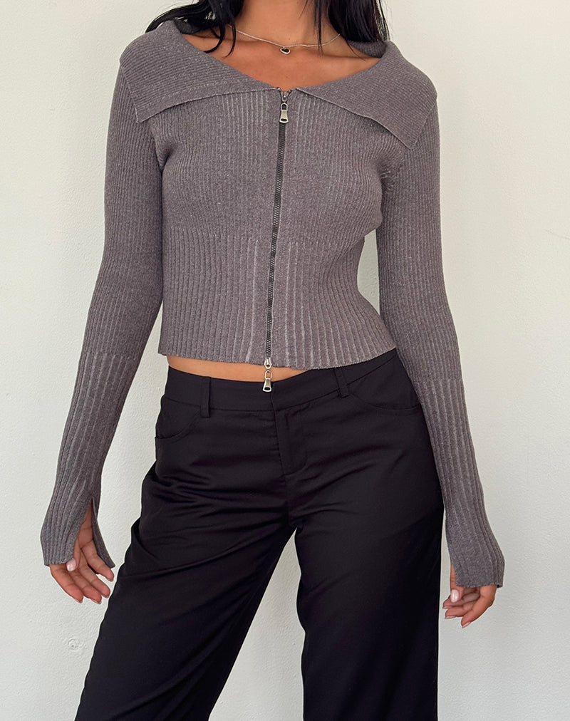 Image of Radia Pullover mit langen Ärmeln und schulterfreiem Reißverschluss in Dunkelkohle