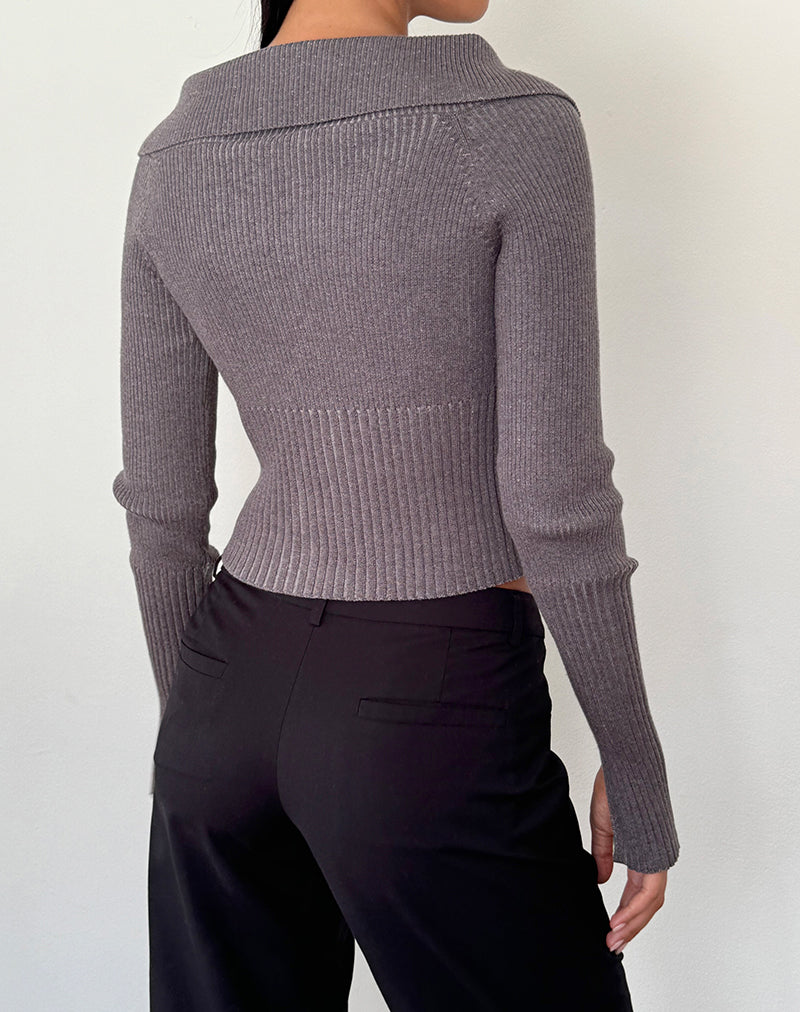 Image of Radia Pullover mit langen Ärmeln und schulterfreiem Reißverschluss in Dunkelkohle