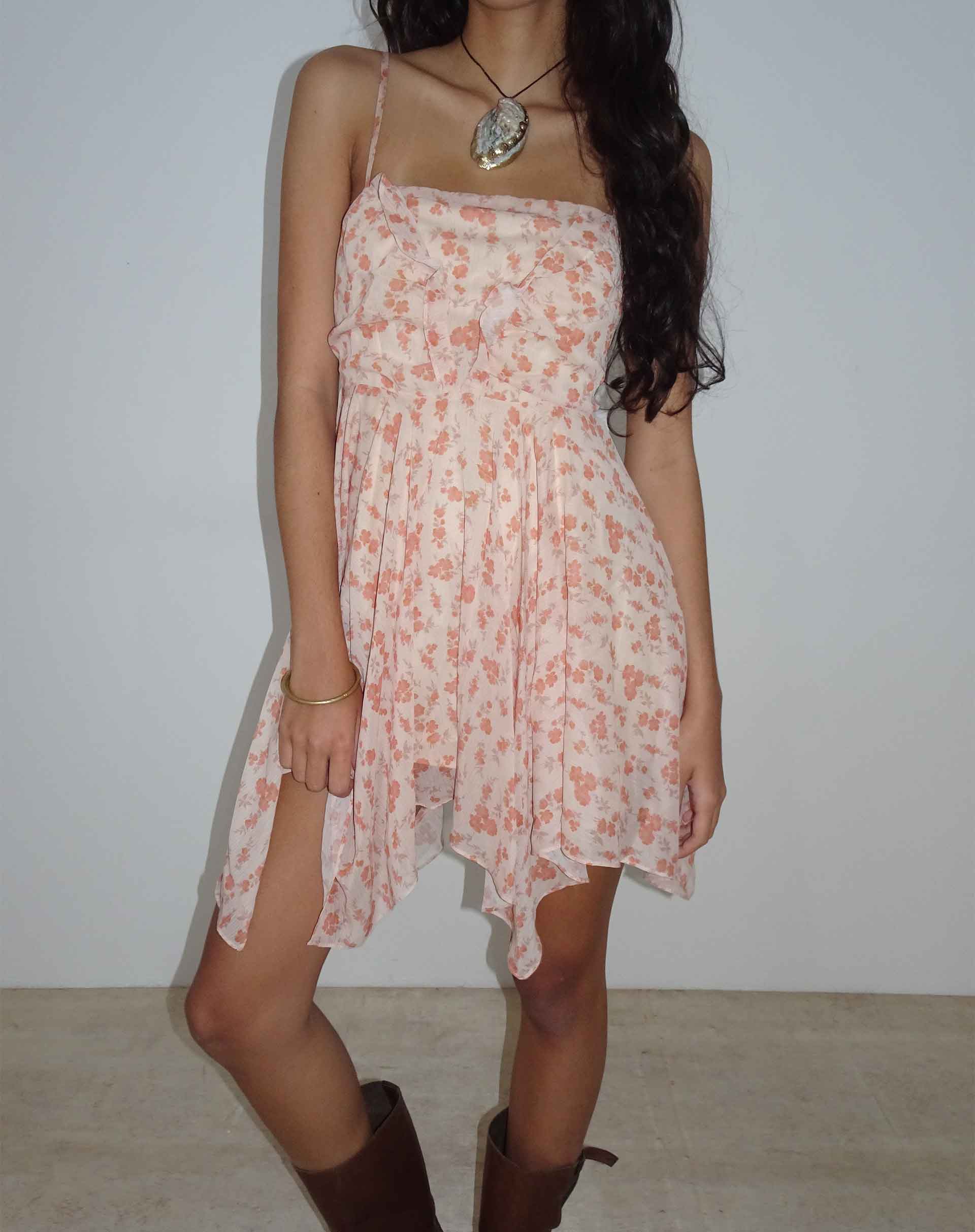 Image of Raftar Rüschen Chiffon Minikleid in Pfirsich Kirschblüte