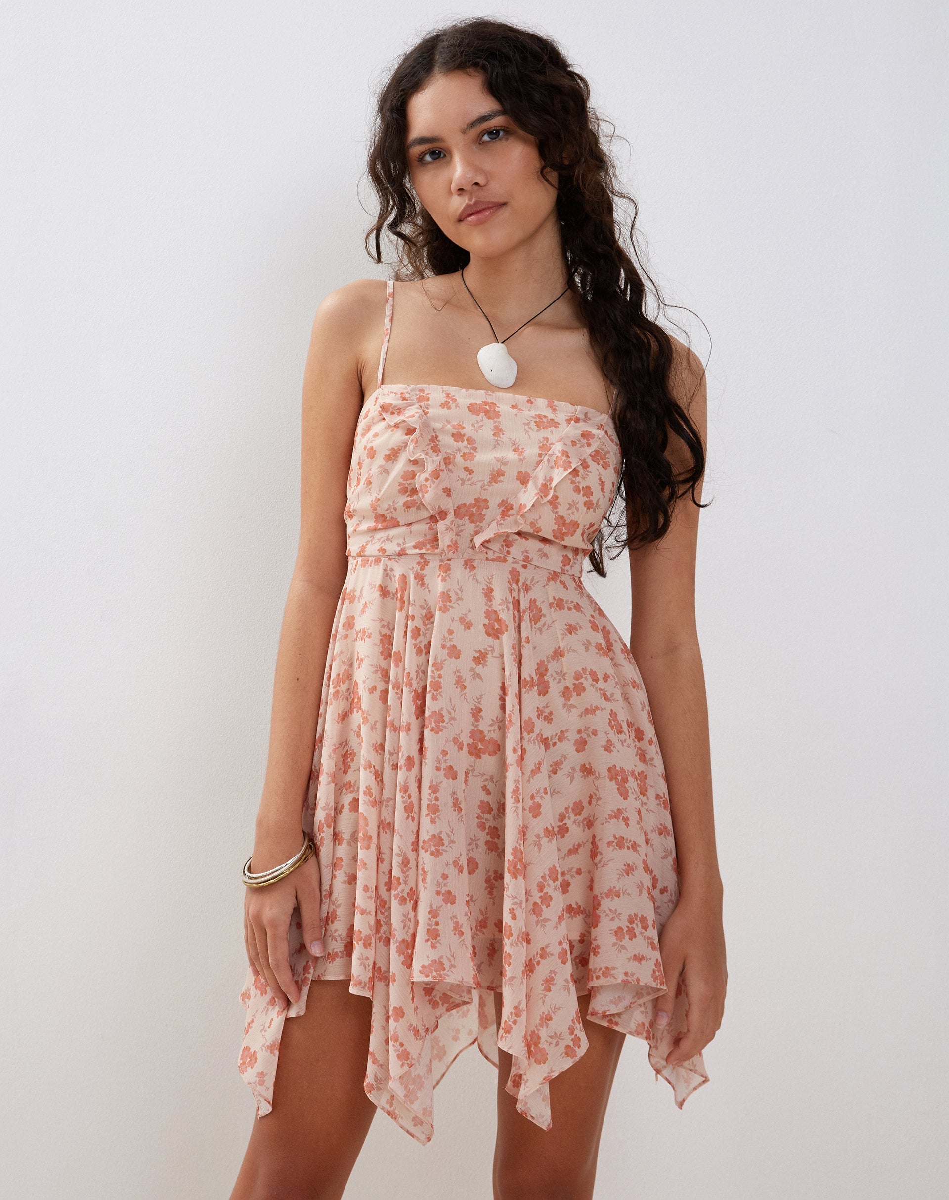 Image of Raftar Rüschen Chiffon Minikleid in Pfirsich Kirschblüte