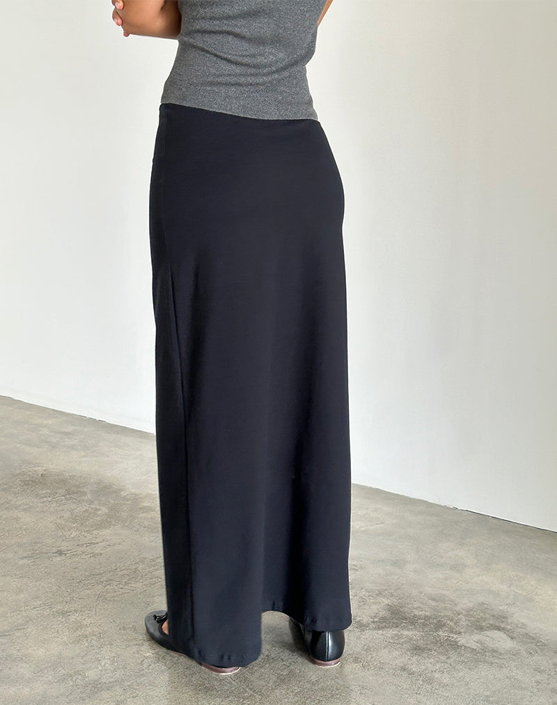 Bild von Liana Maxirock in Schwarz