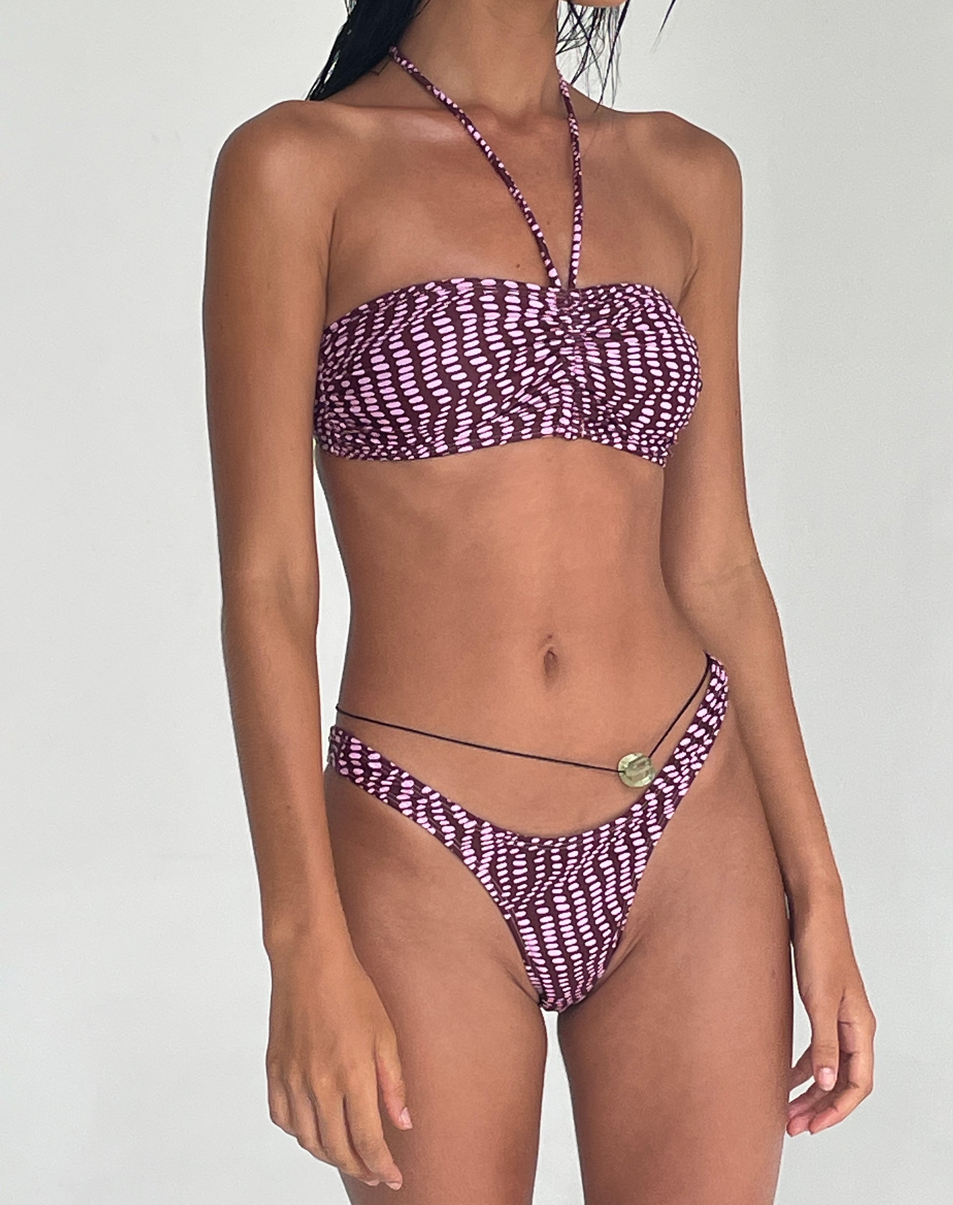 Bild von Farida Bikiniunterteil in Lila Unregelmäßig Polka